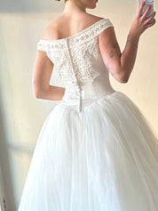2000s Beaded Lace Off-the-shoulder Tulle Skirt Dress