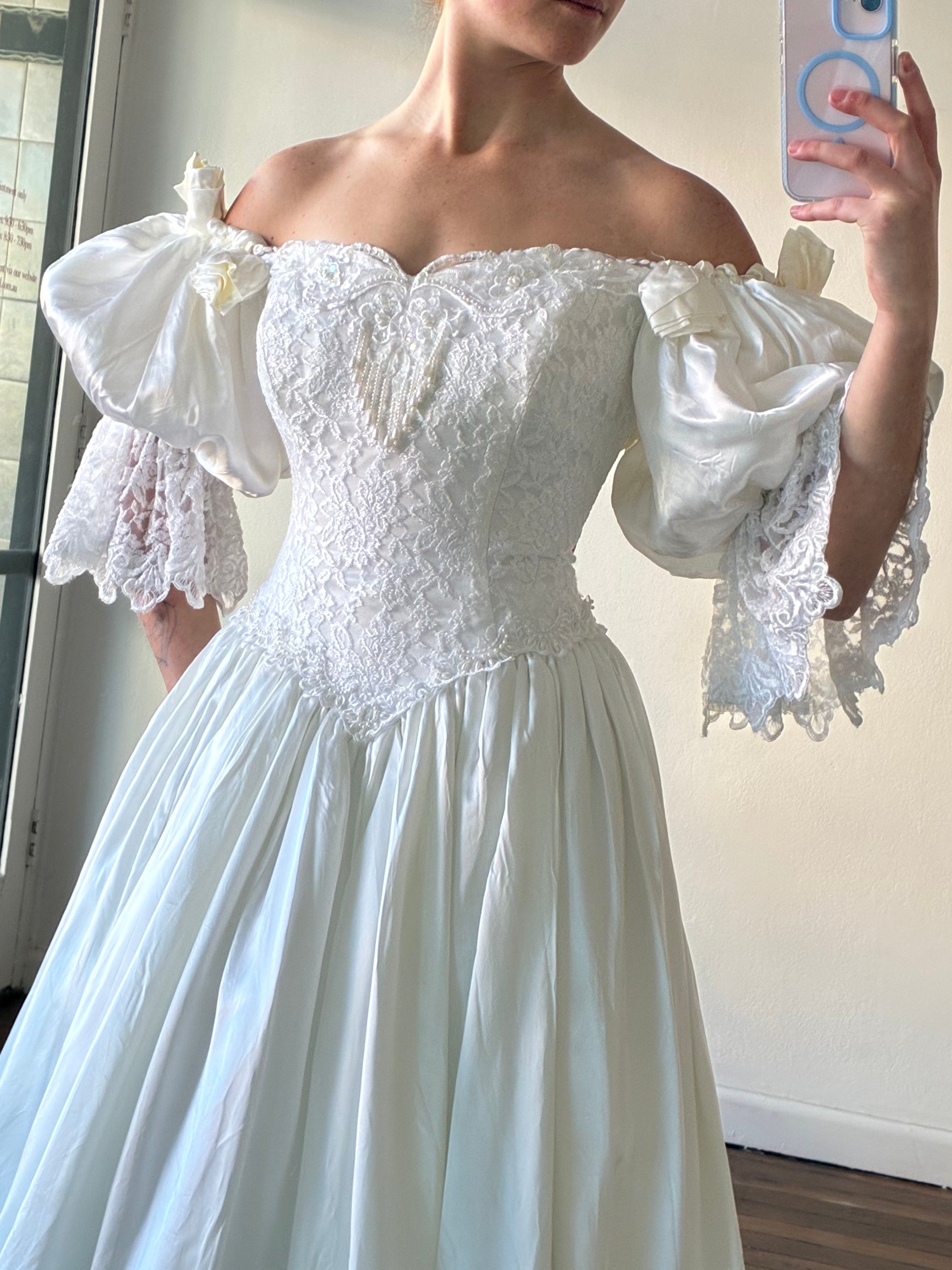 1995 Lace Drop Waist Puff Sleeve Dress