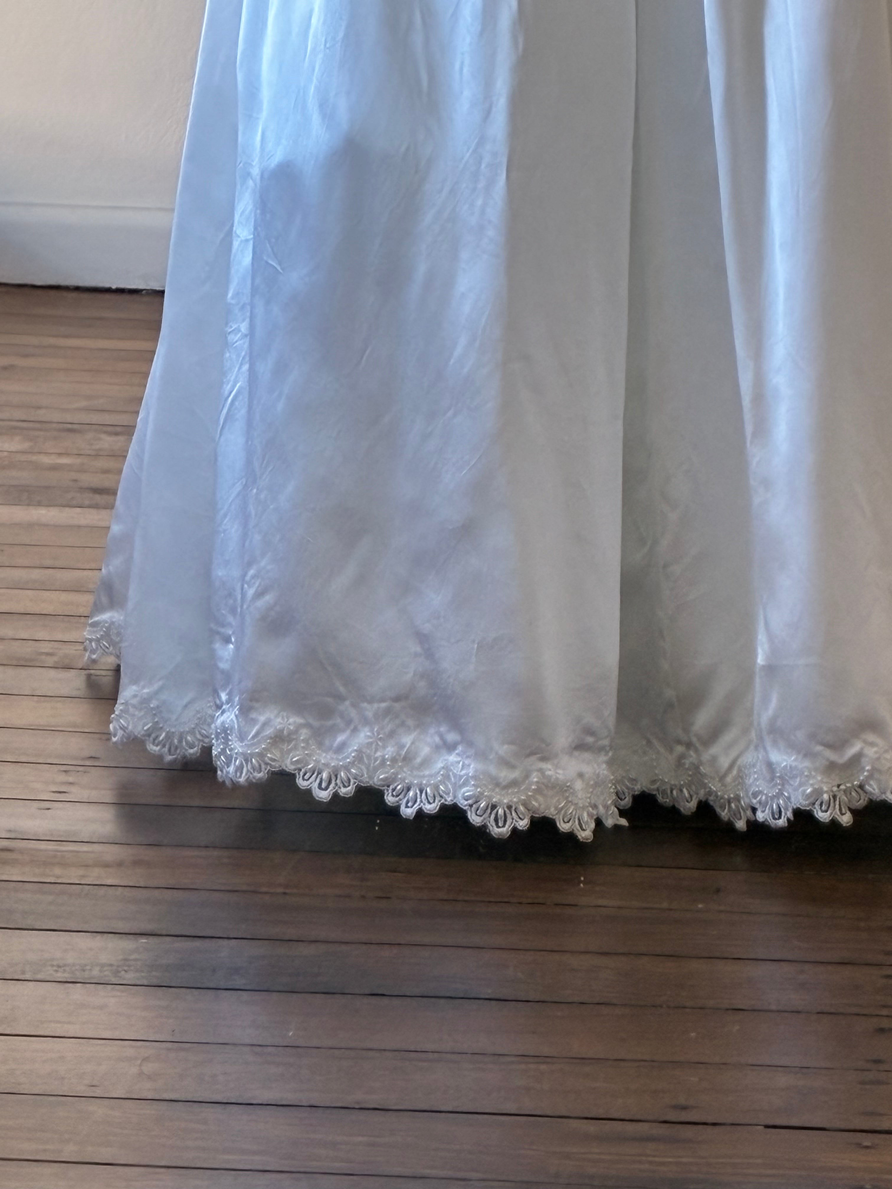 1995 Lace Drop Waist Puff Sleeve Dress