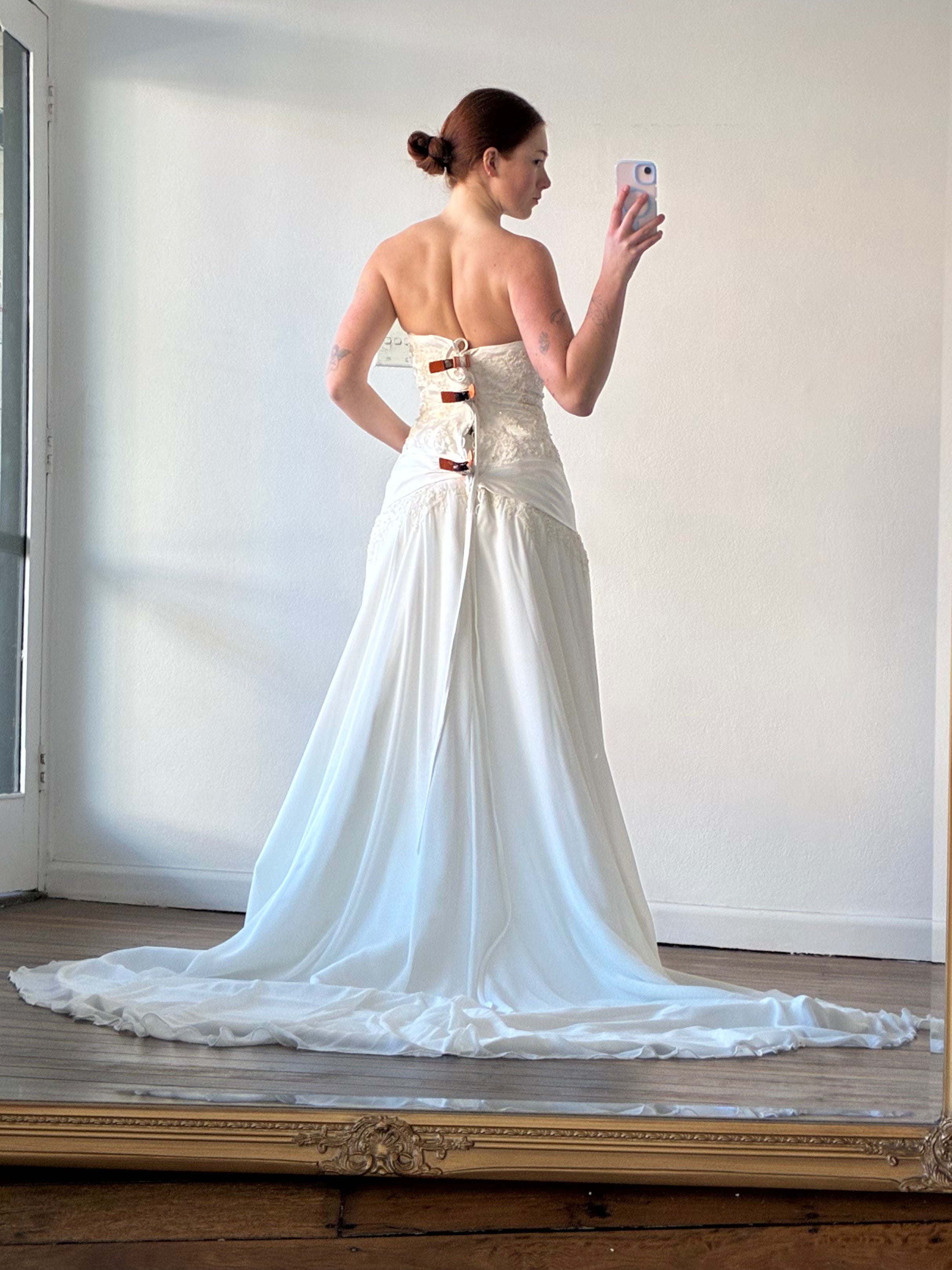 1998 Maggie Sottero Strapless Drop Waist Dress