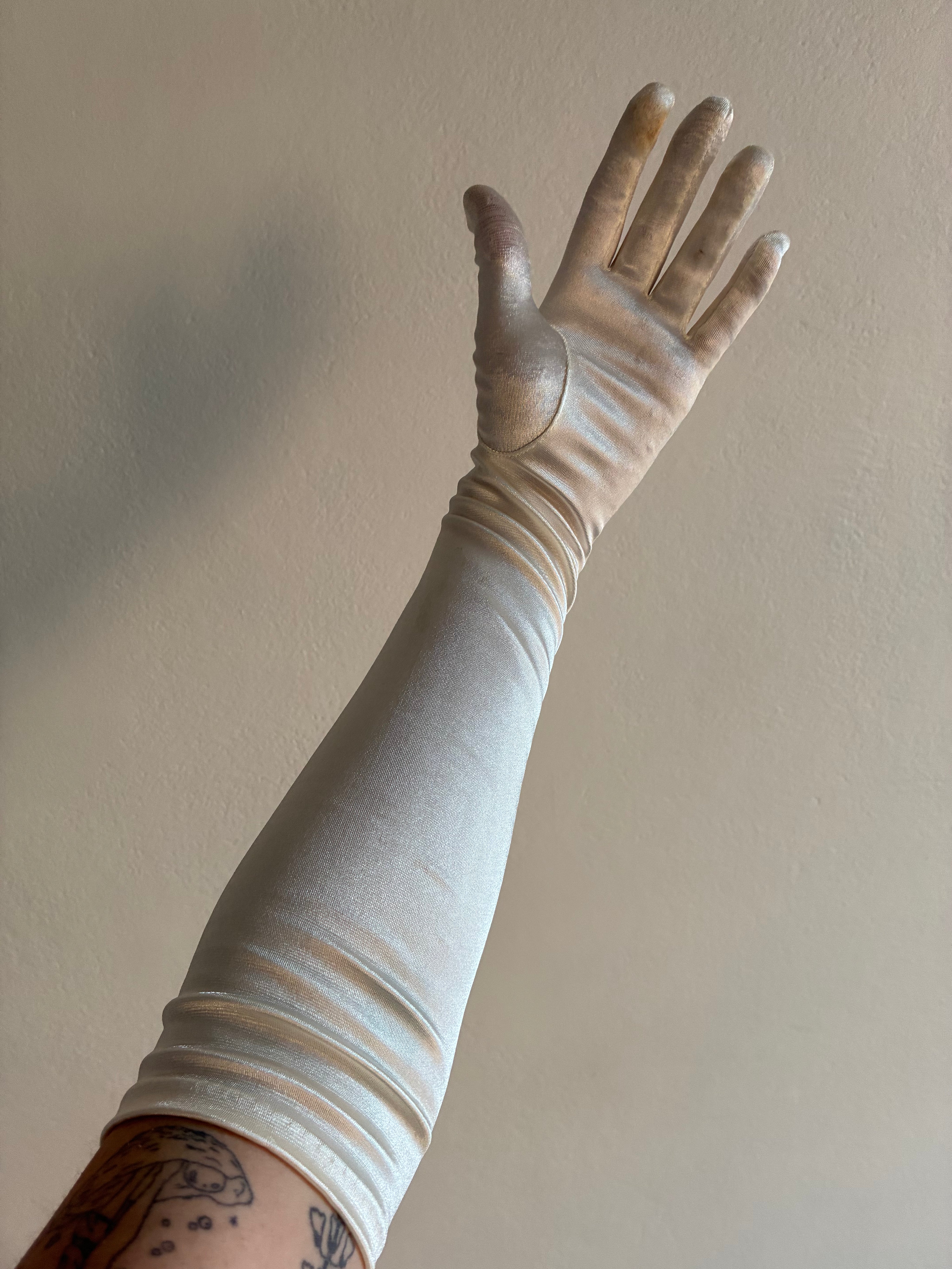 90s Elbow Length Satin Finish Gloves