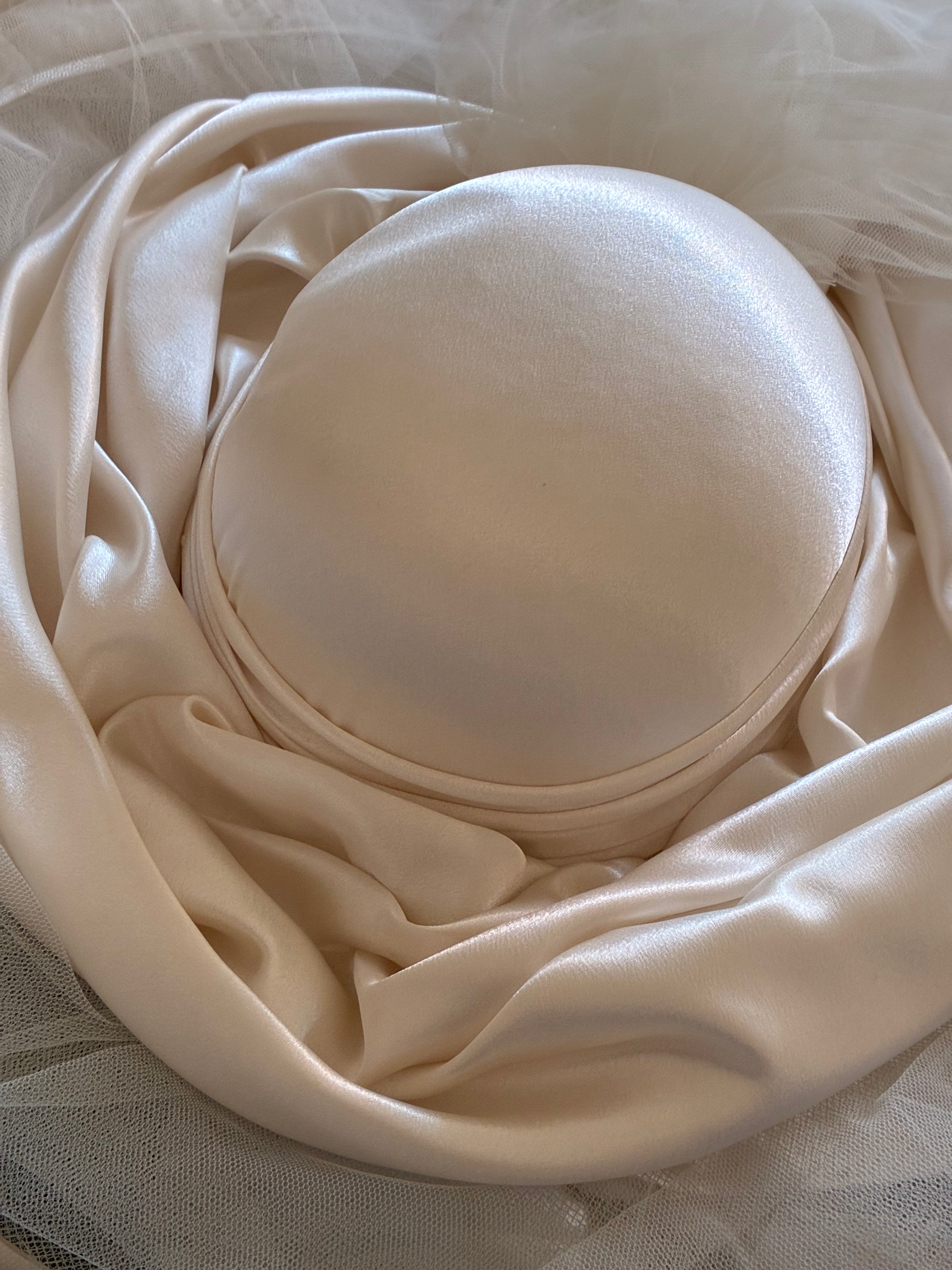 90s Duchess Satin and Still Widebrim Veil Hat