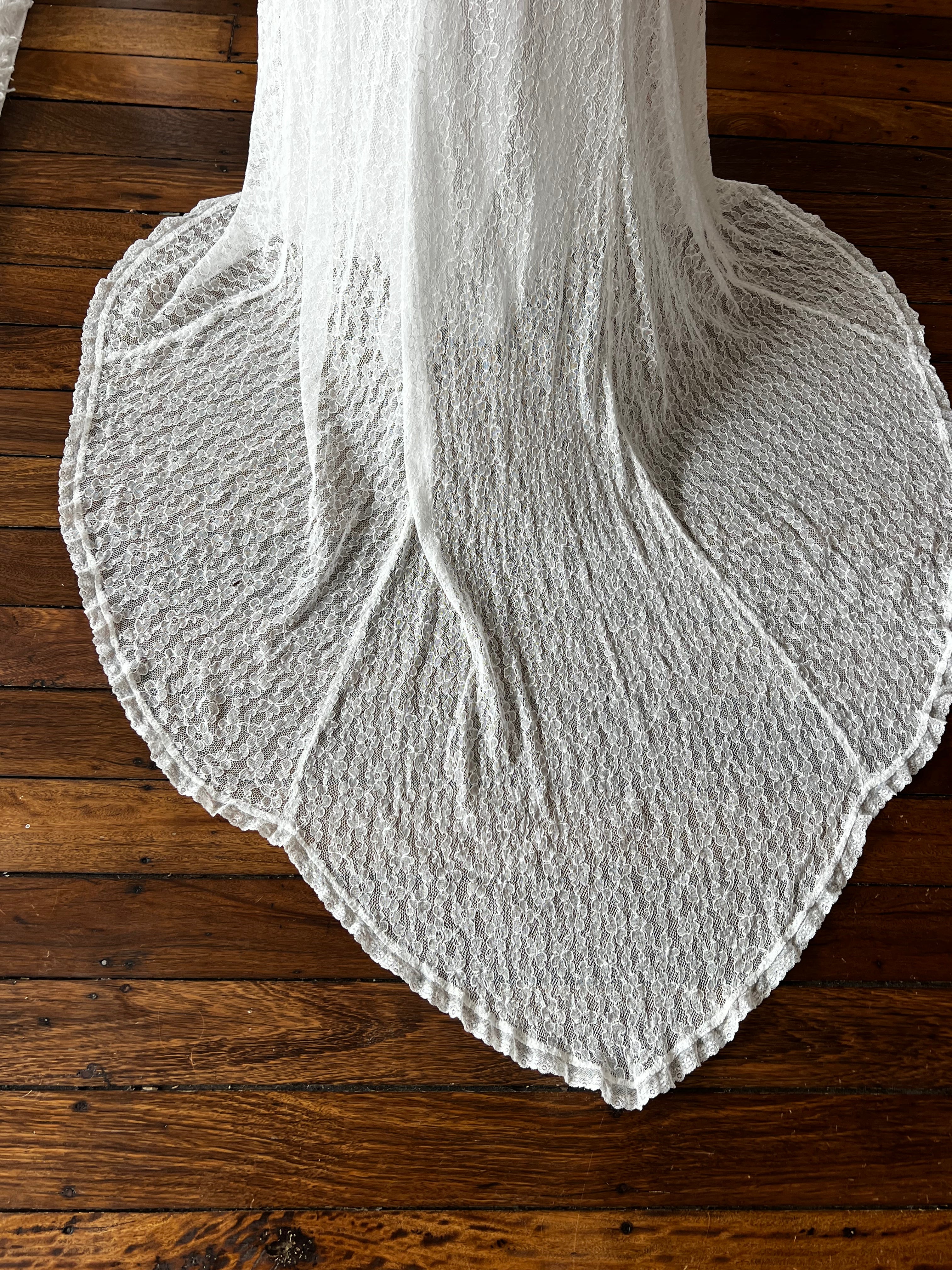 40s Lace Ruffle Detail Dress