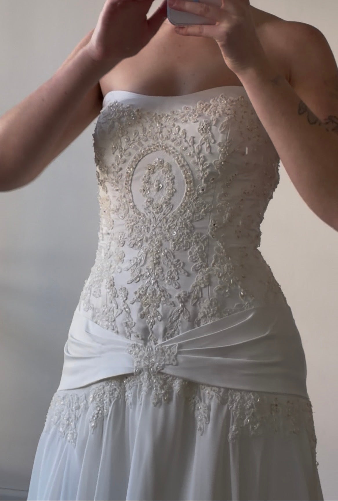 1998 Maggie Sottero Strapless Drop Waist Dress