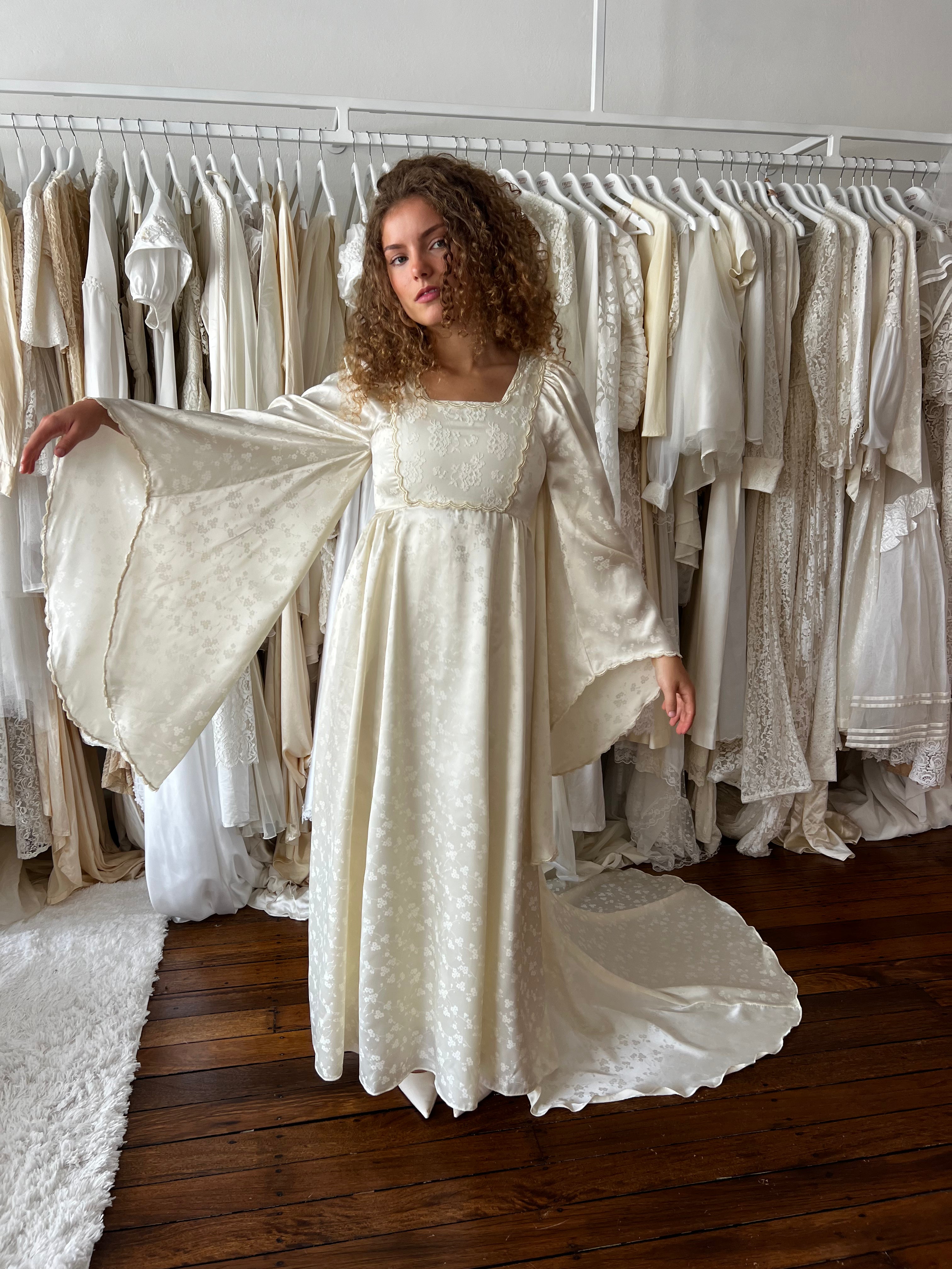 70s Cream Bell Sleeve Dress