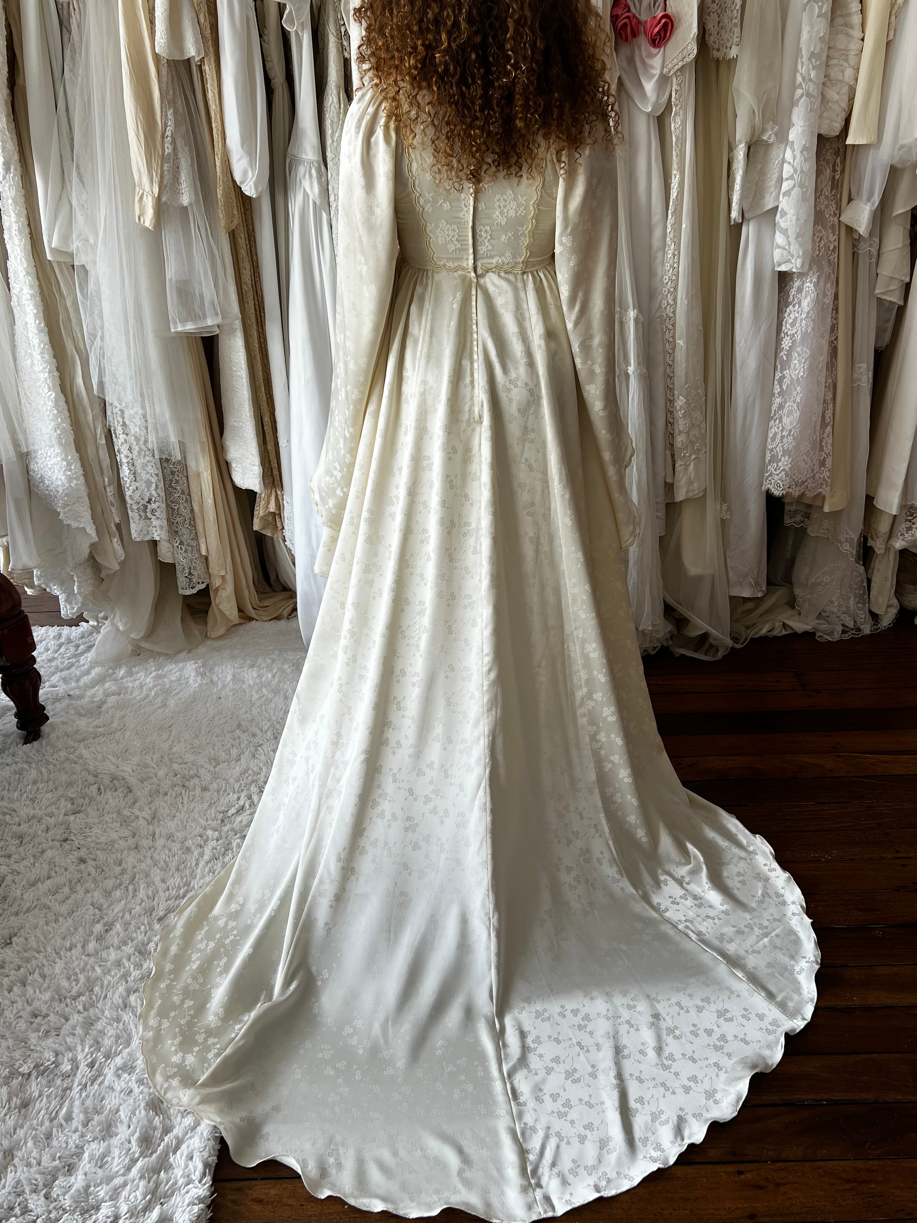 70s Cream Bell Sleeve Dress