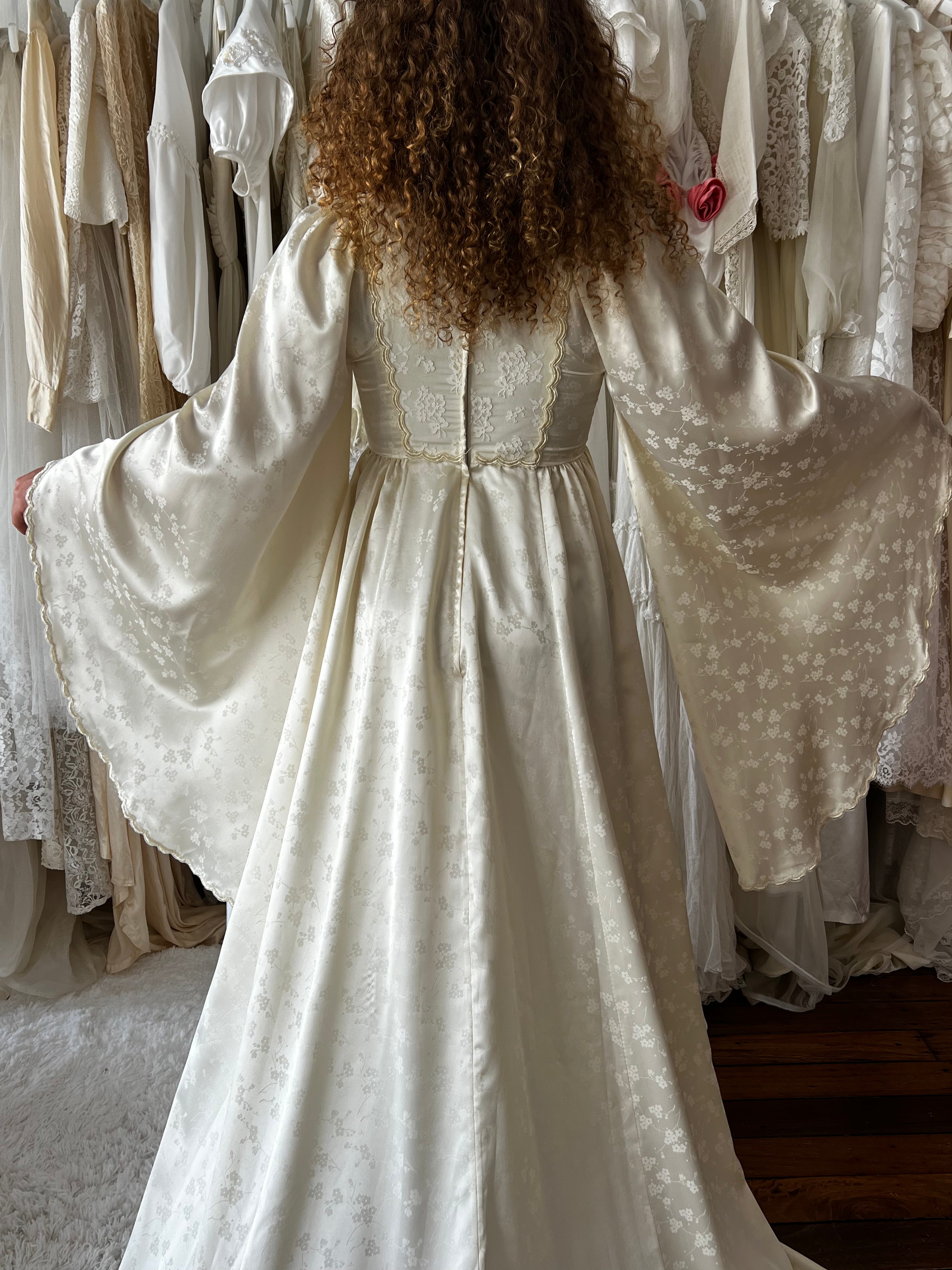 70s Cream Bell Sleeve Dress