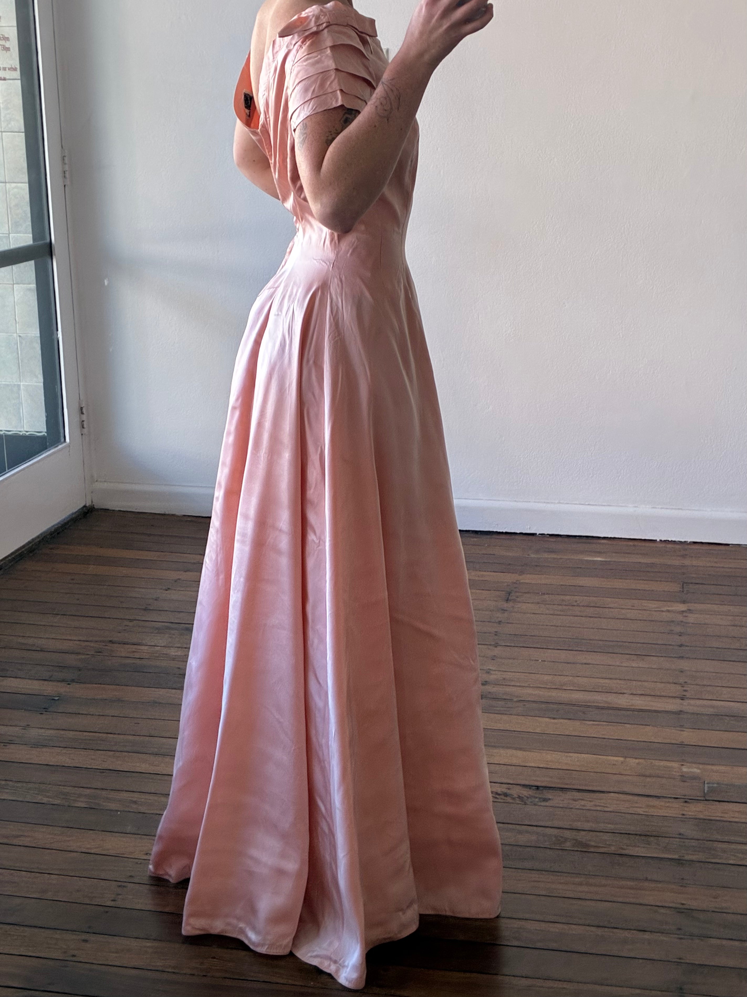 60s Peach Taffeta Pleated Sleeve A-line Dress