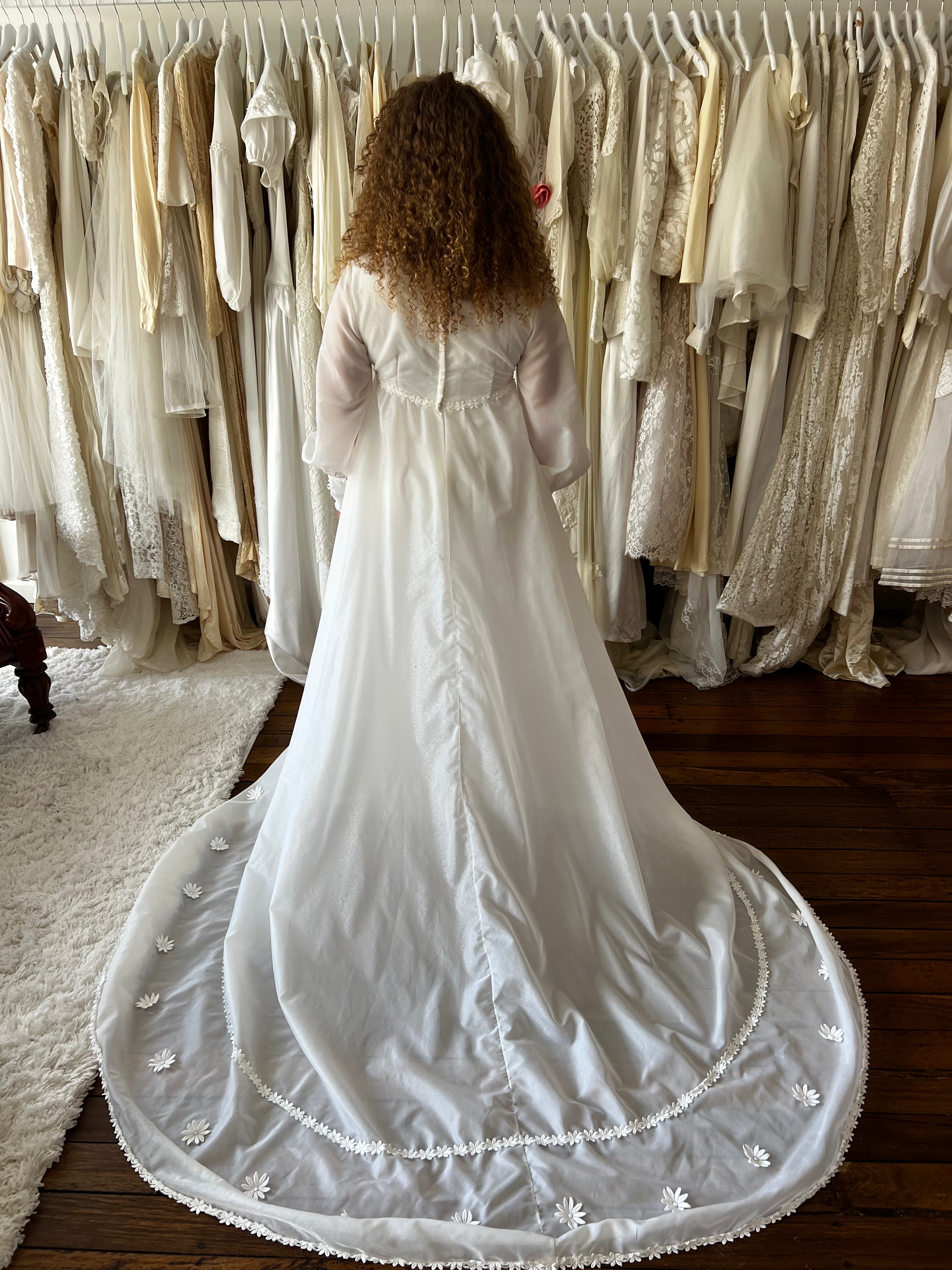 70s Empress Daisy Lace Dress