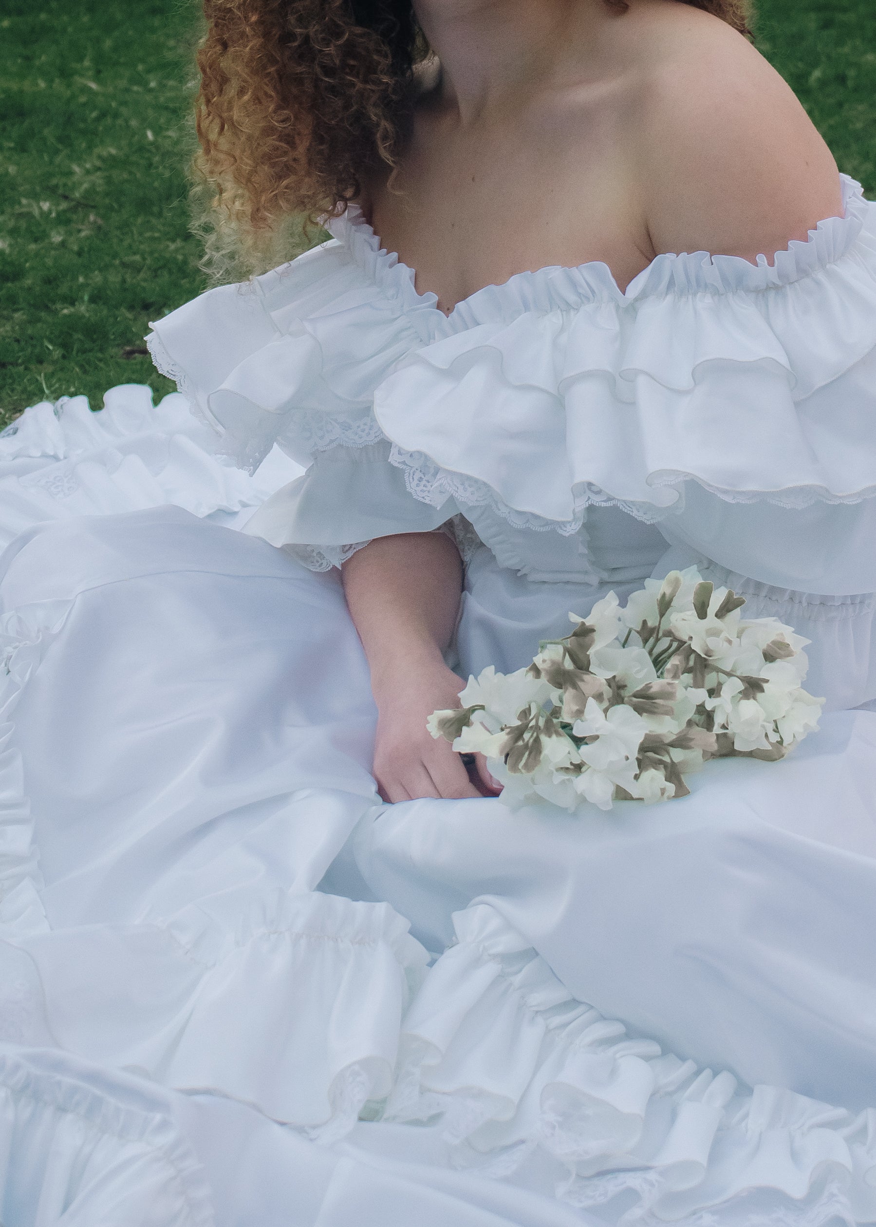 80s Lace and Ruffle Detail Ballgown