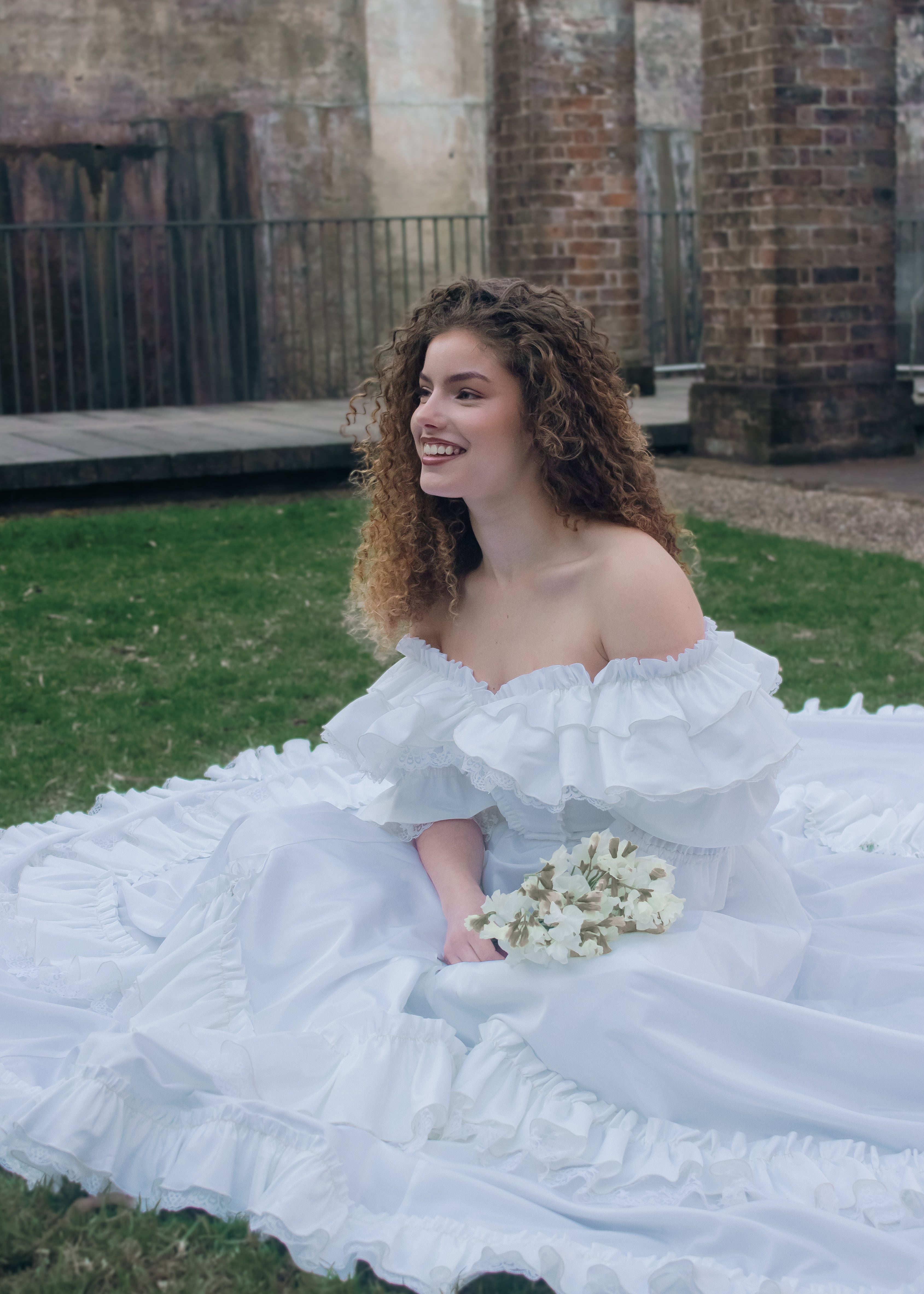 80s Lace and Ruffle Detail Ballgown