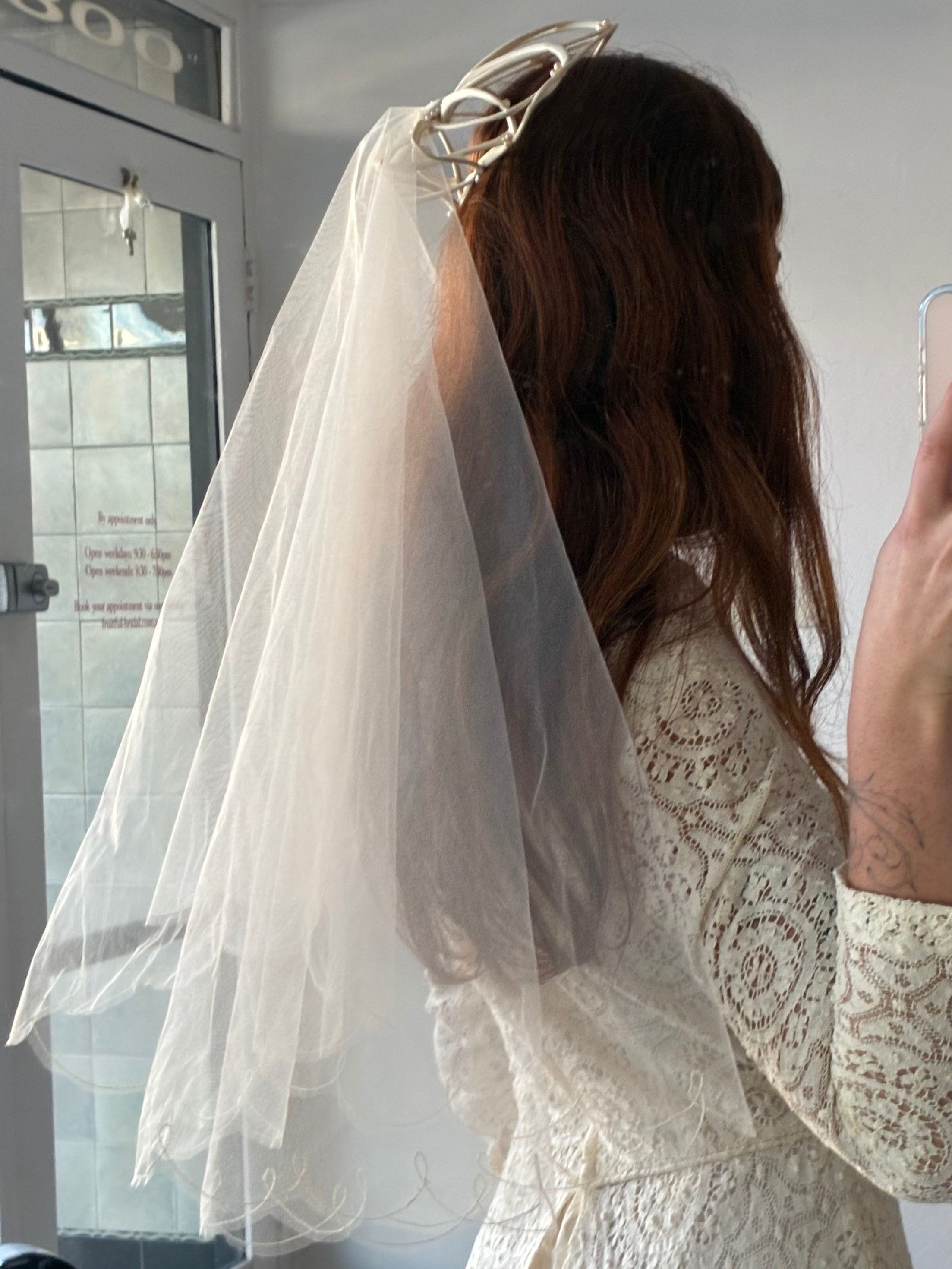 70s Cage Fascinator Veil