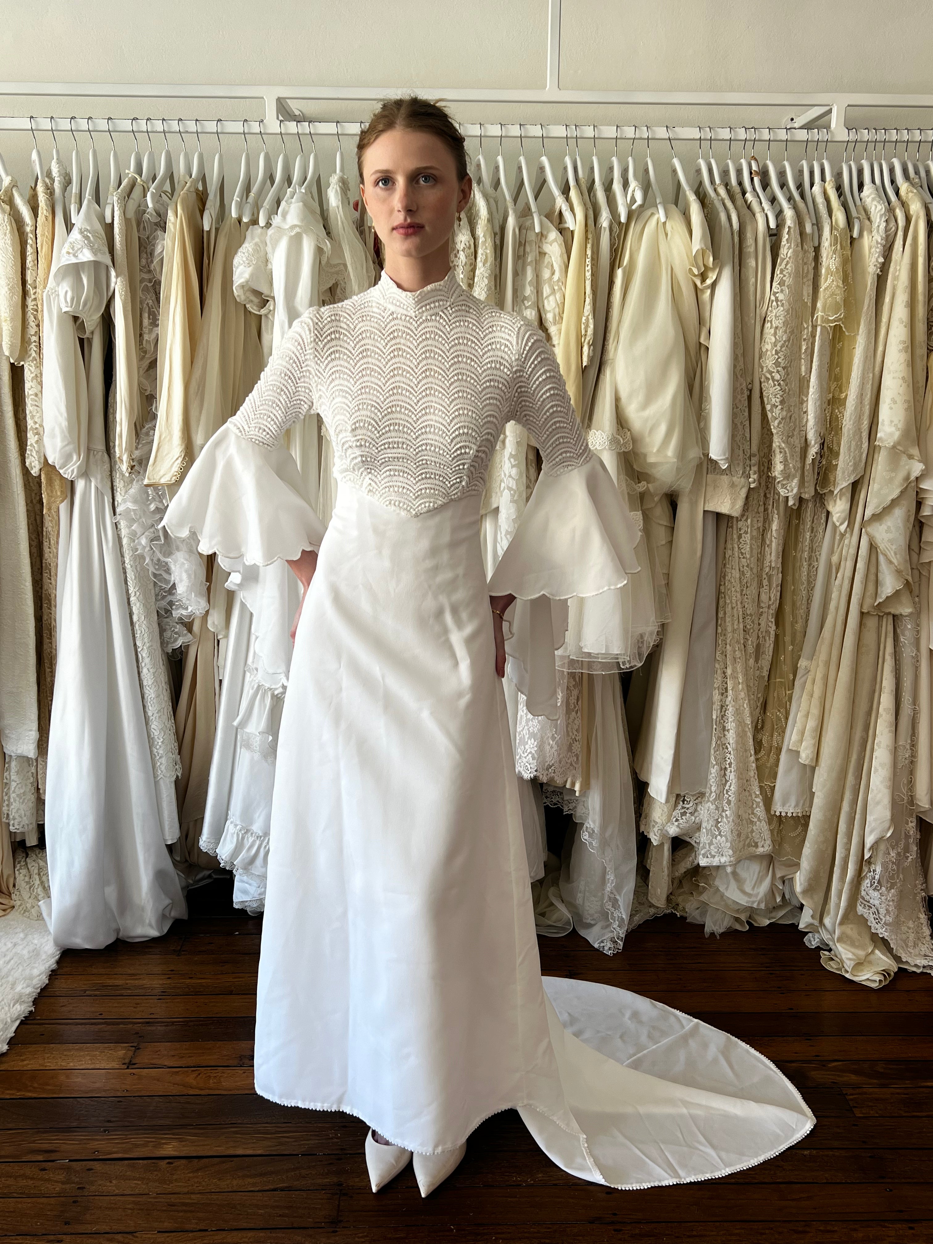 70s Flounce Sleeve Guipure Bodice Dress