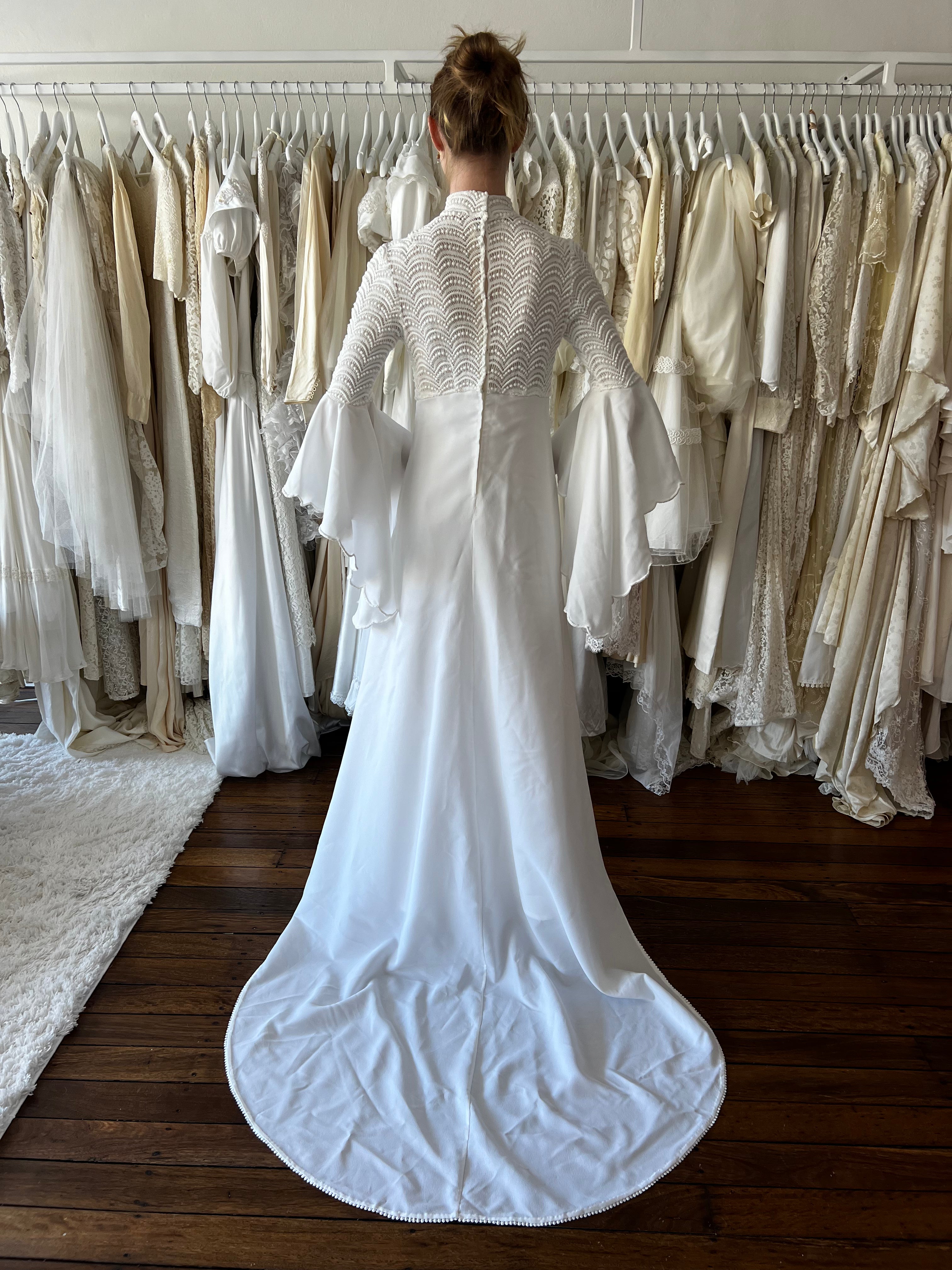 70s Flounce Sleeve Guipure Bodice Dress