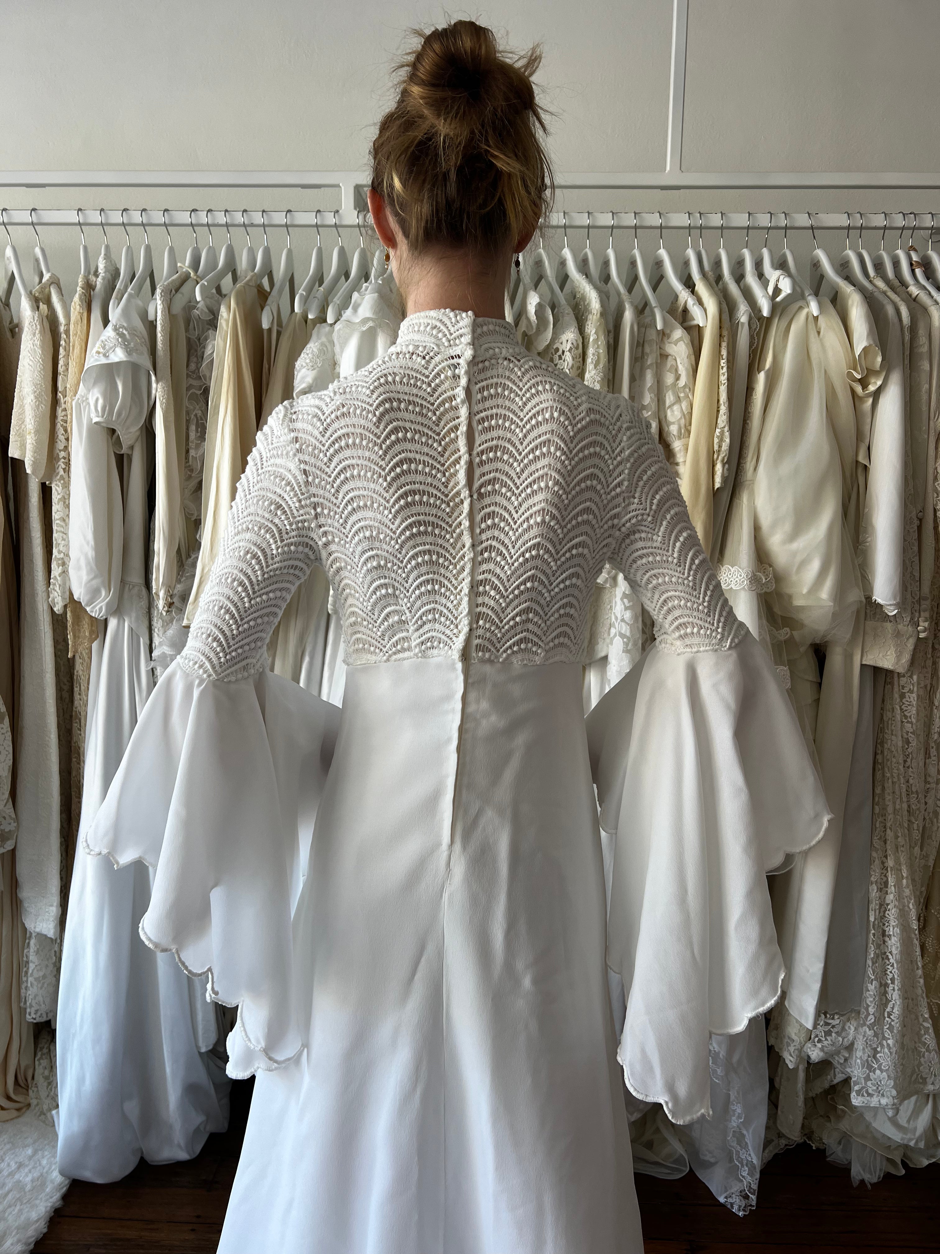 70s Flounce Sleeve Guipure Bodice Dress