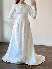 90s Classic Silk Satin Bateau Long Sleeve Dress