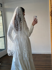 70s Tambour Embroidery Waltz Veil