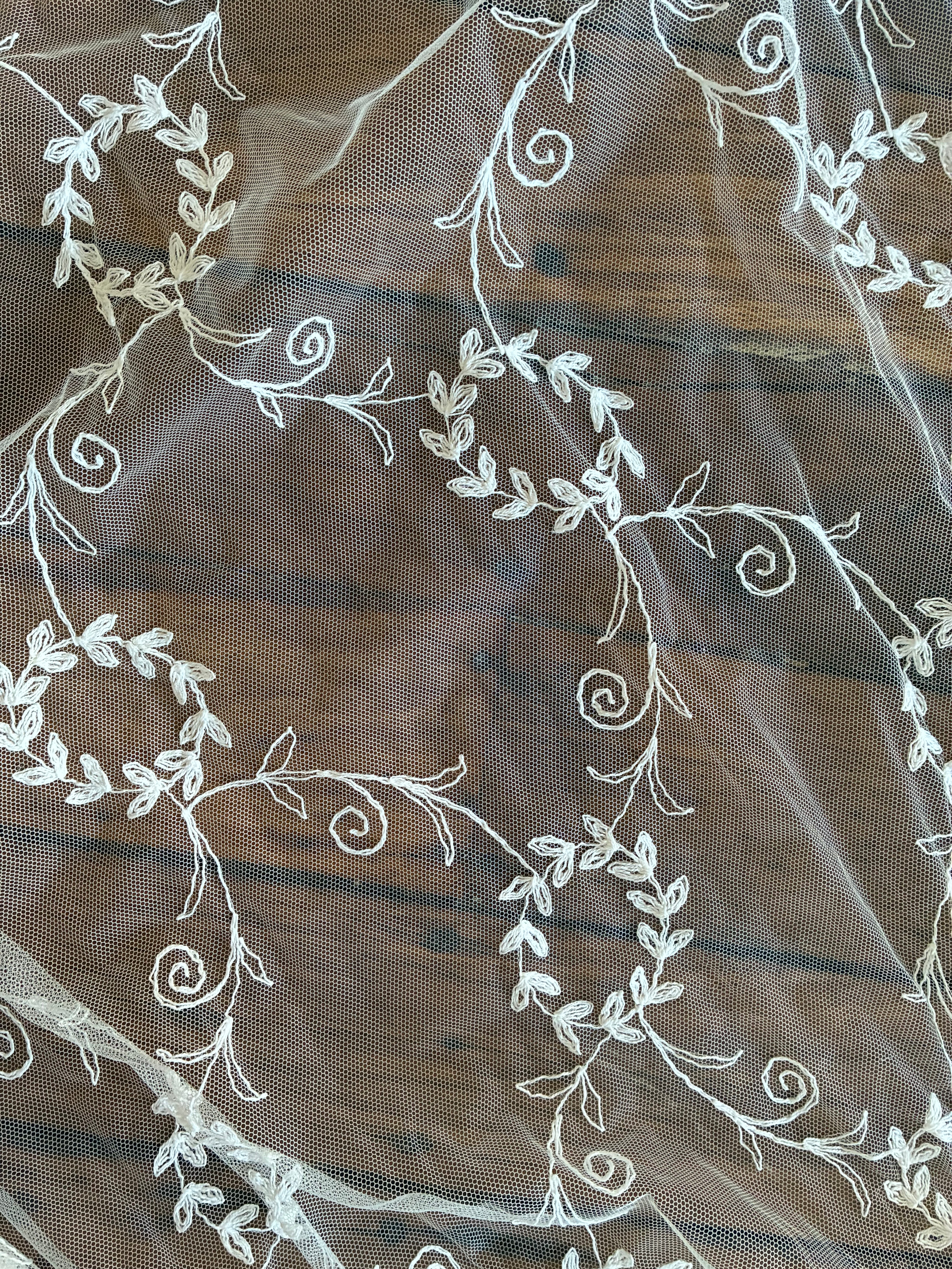 70s Tambour Embroidery Waltz Veil