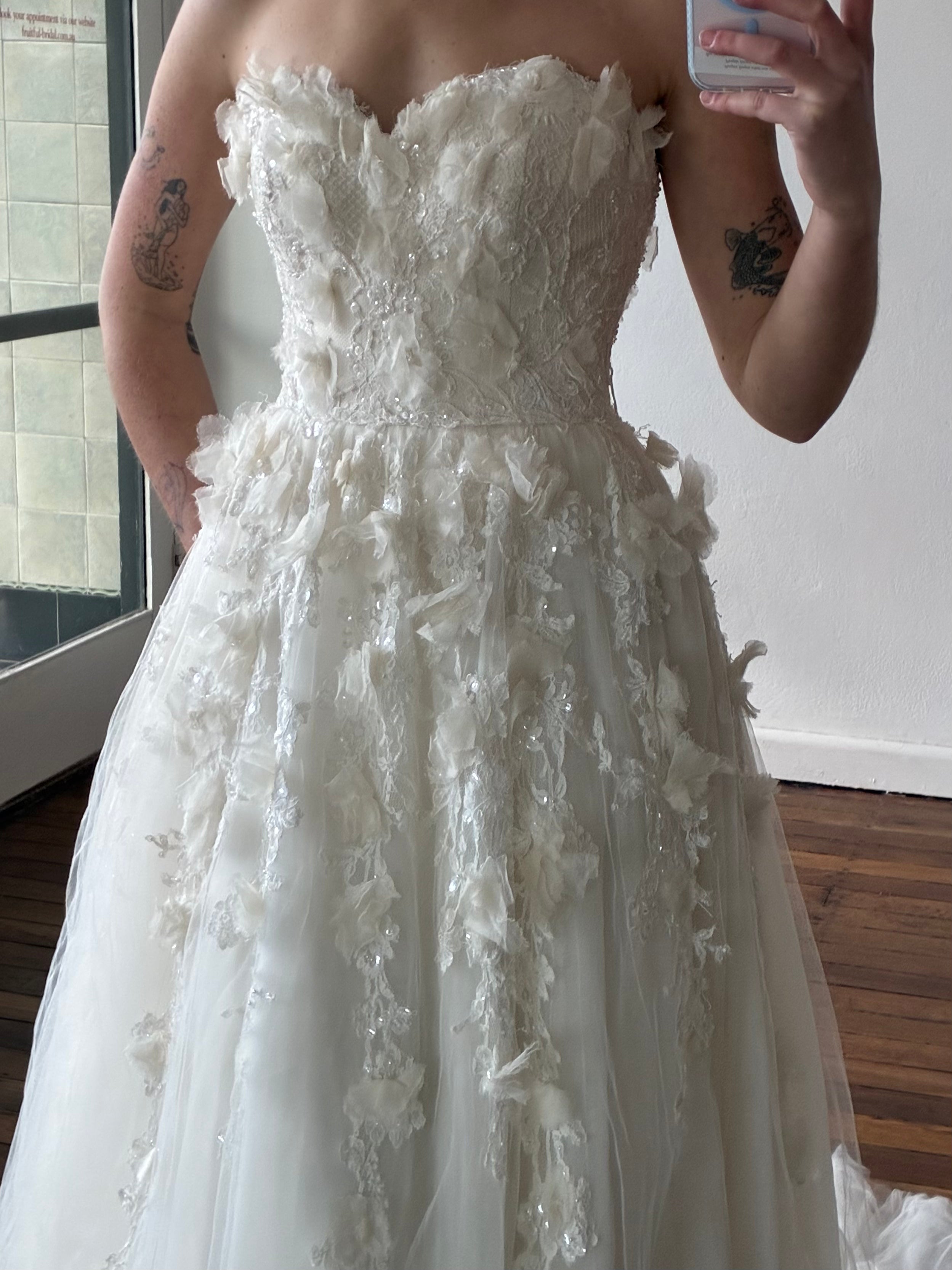 2000s Distressed Floral Detail Strapless Tulle Dress