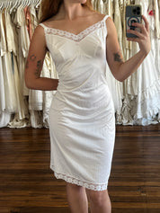 90s White Midi Dress with Lace Trim and Rose Detail