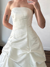 2000s Asymmetrical Gathered Skirt Strapless Satin Gown