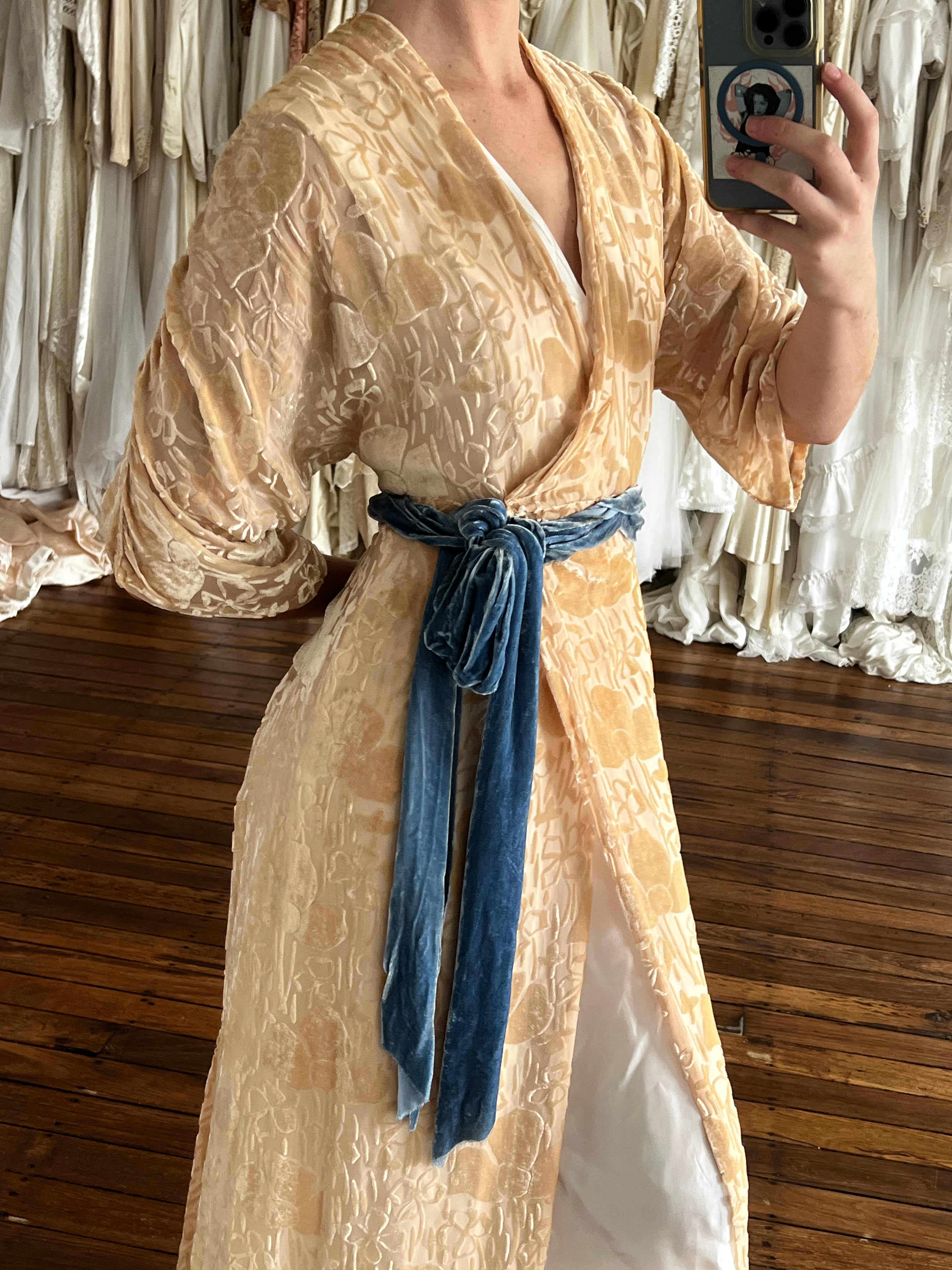 30s Devore Velvet Robe