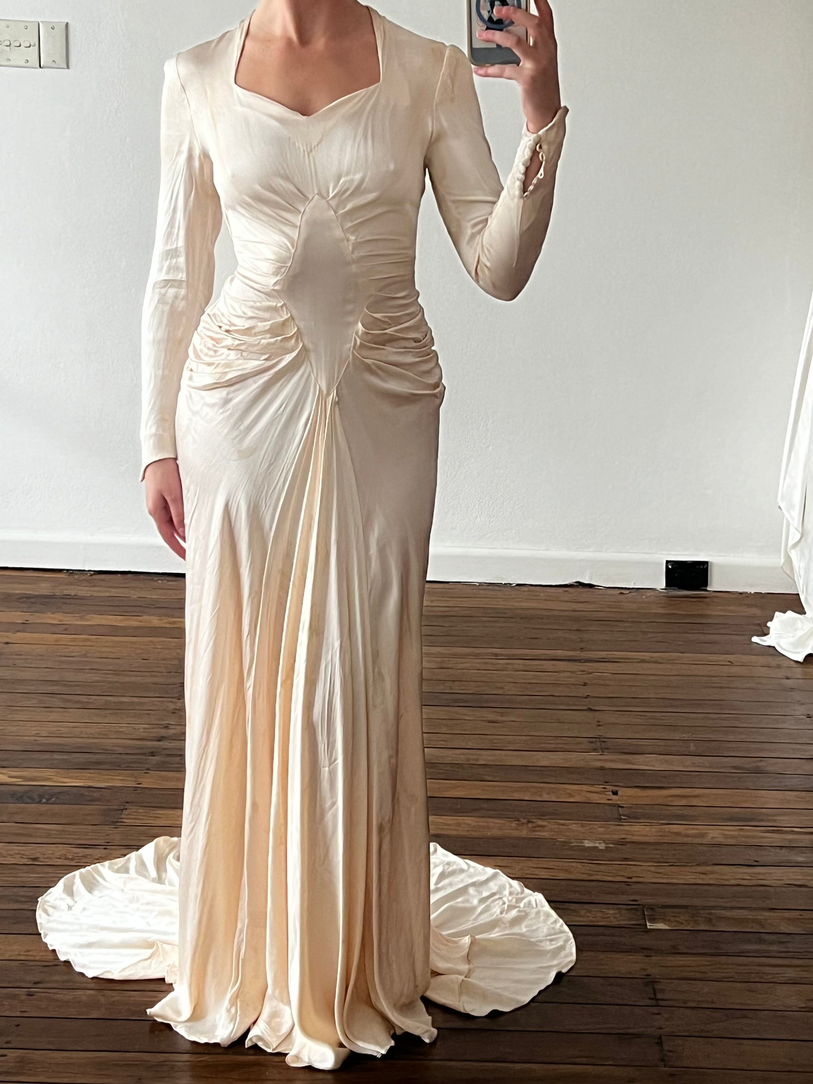 1946 Blush Gathered Bodice Hand-painted Detail Dress