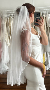 90s Fingertip Satin Trim Veil