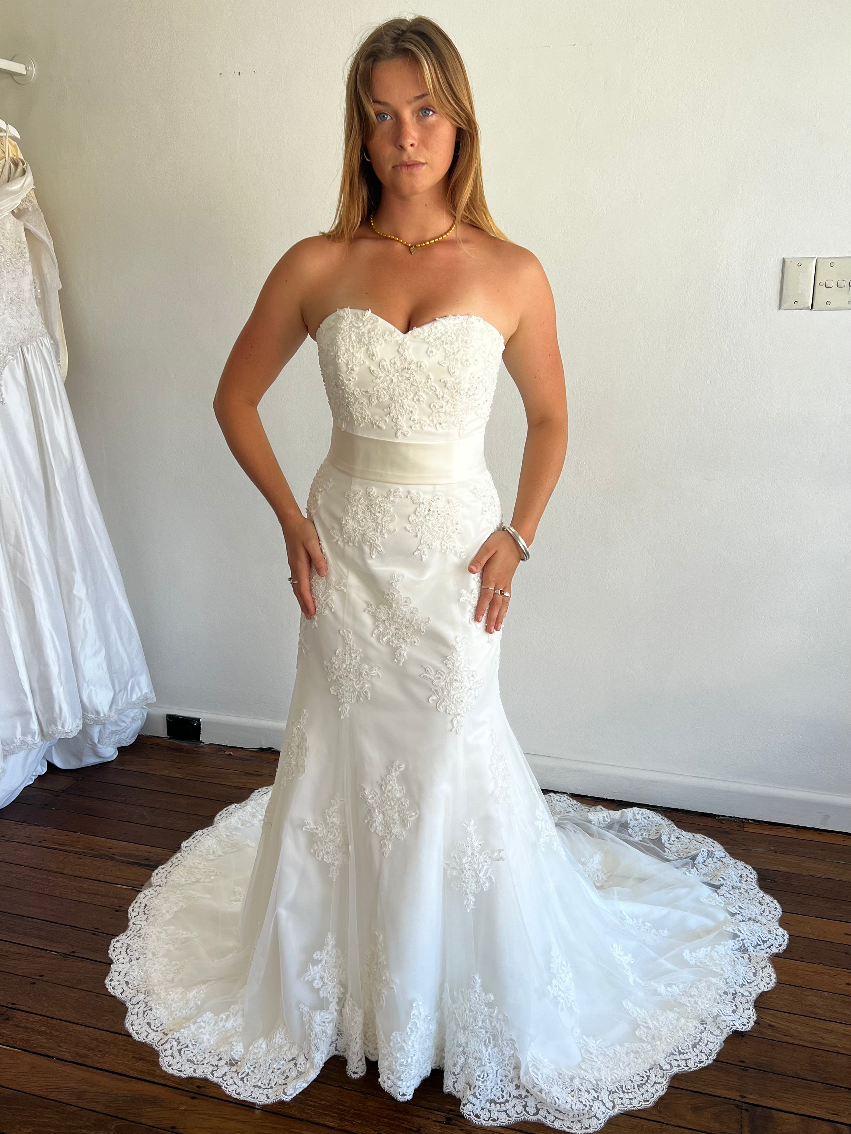 y2k Strapless Lace Appliqué Belted Mermaid Dress