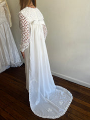 60s Guipure Lace Detail Shift Dress with Detachable Train