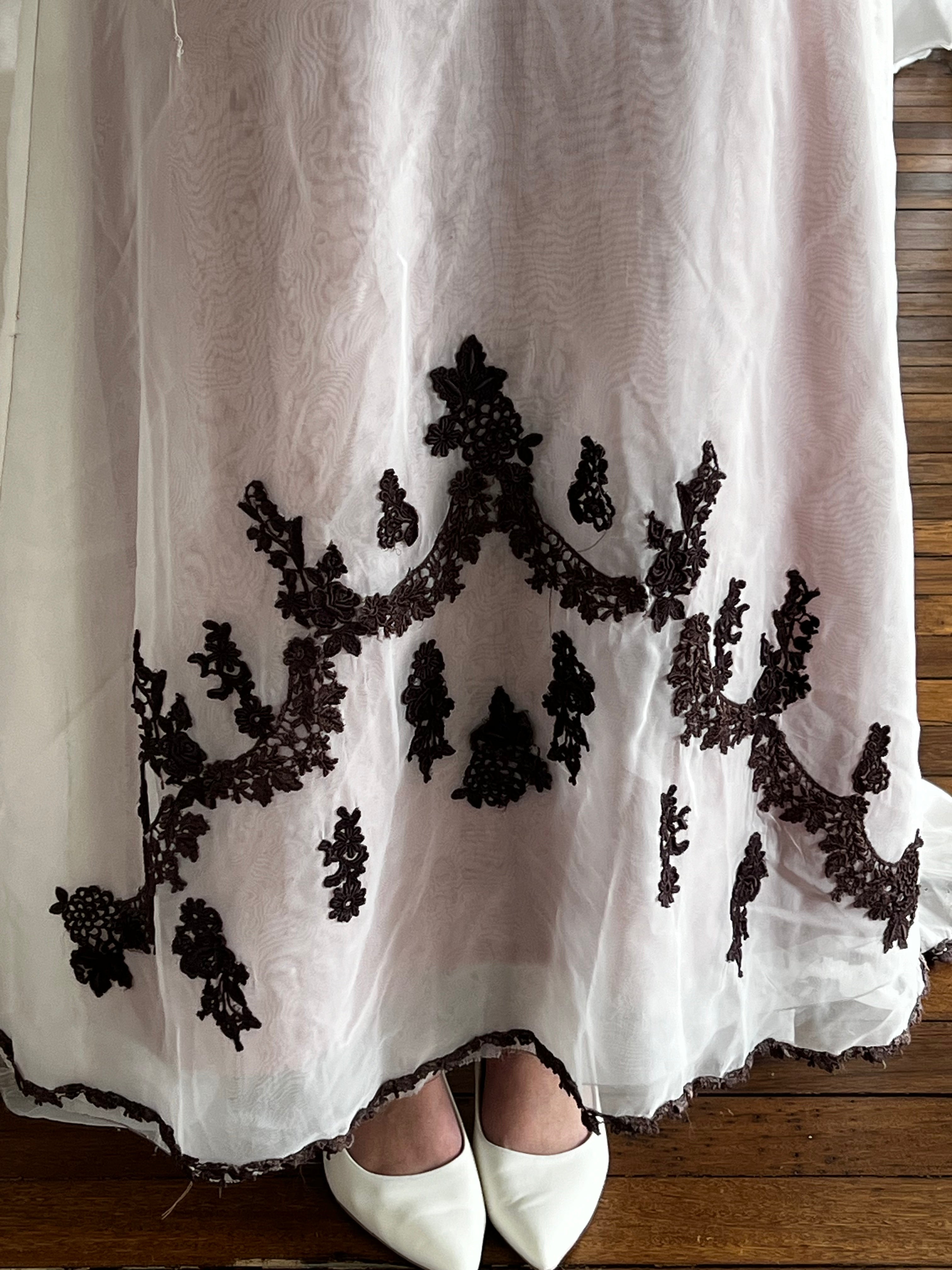 70s Plum Lace Detail Empress Dress
