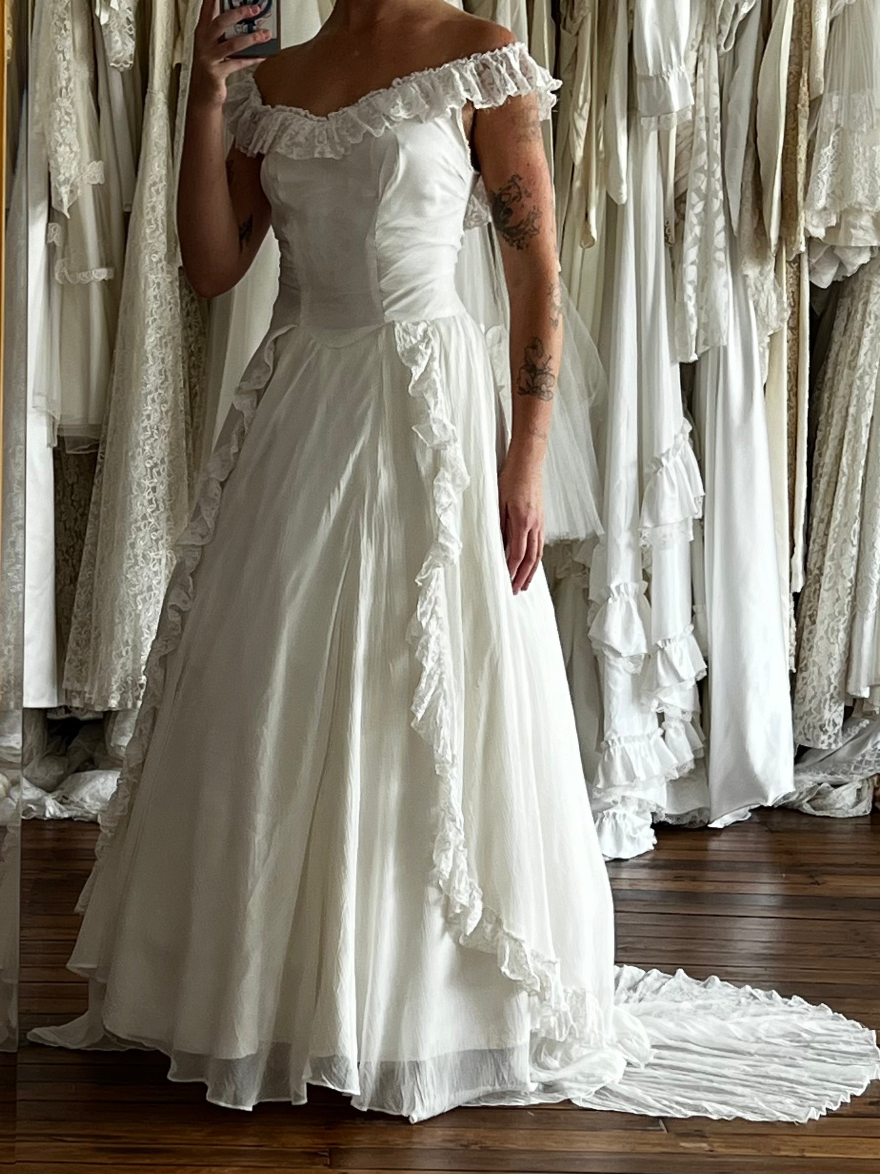 40s Lace Ruffle Off-the-shoulder Gathered Waist Dress