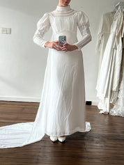 70s Daisy Lace Panel Train Dress
