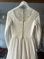 50s Scalloped Mock-neck Lace Dress