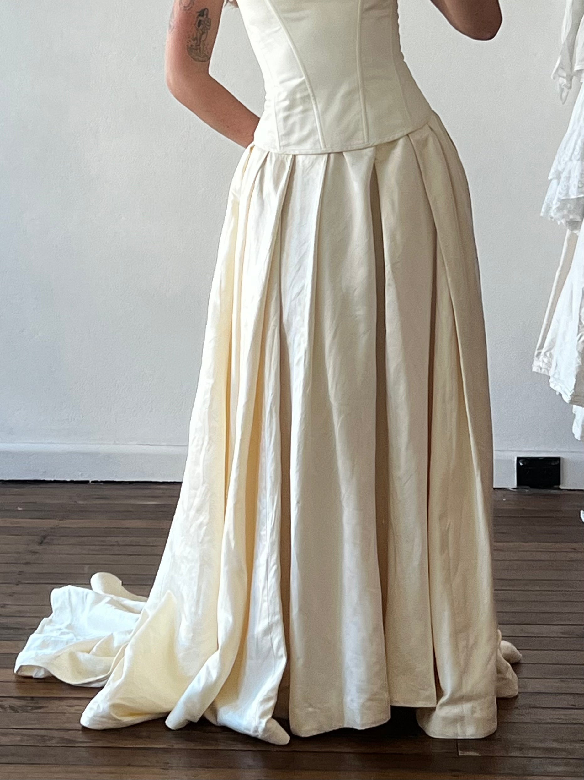 80s Julie Van Mil Silk Satin Skirt