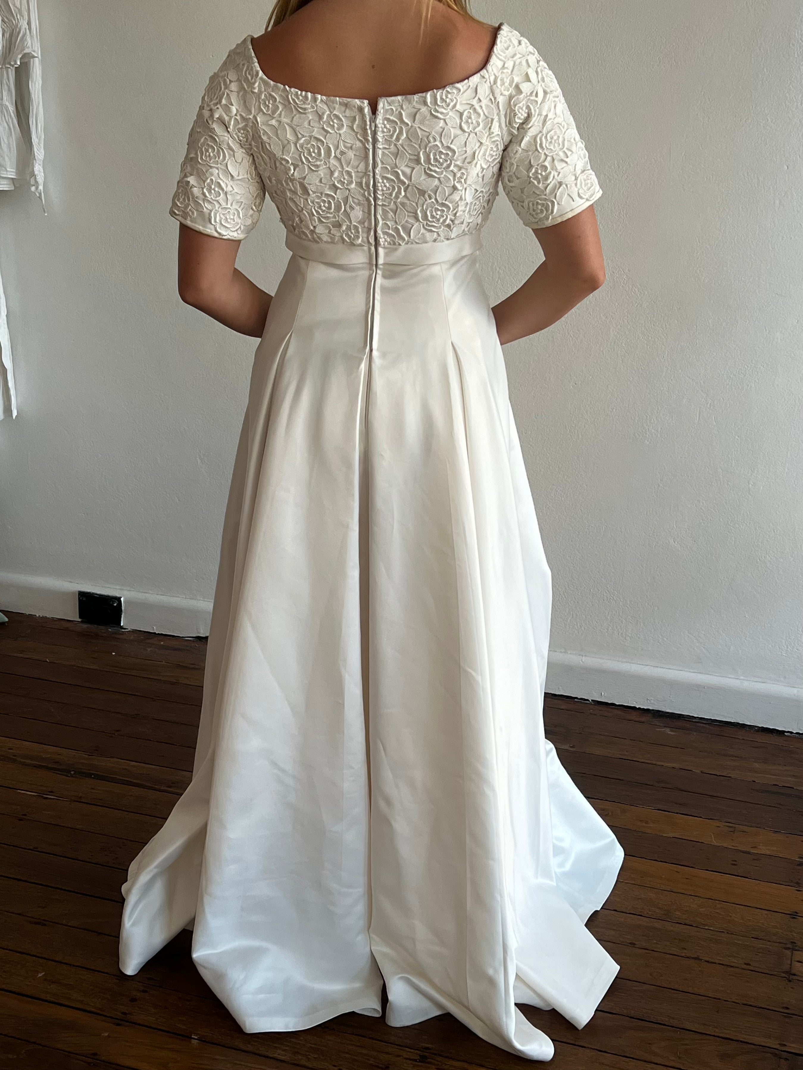 90s Venice Lace Empire Waist Satin Skirt Dress