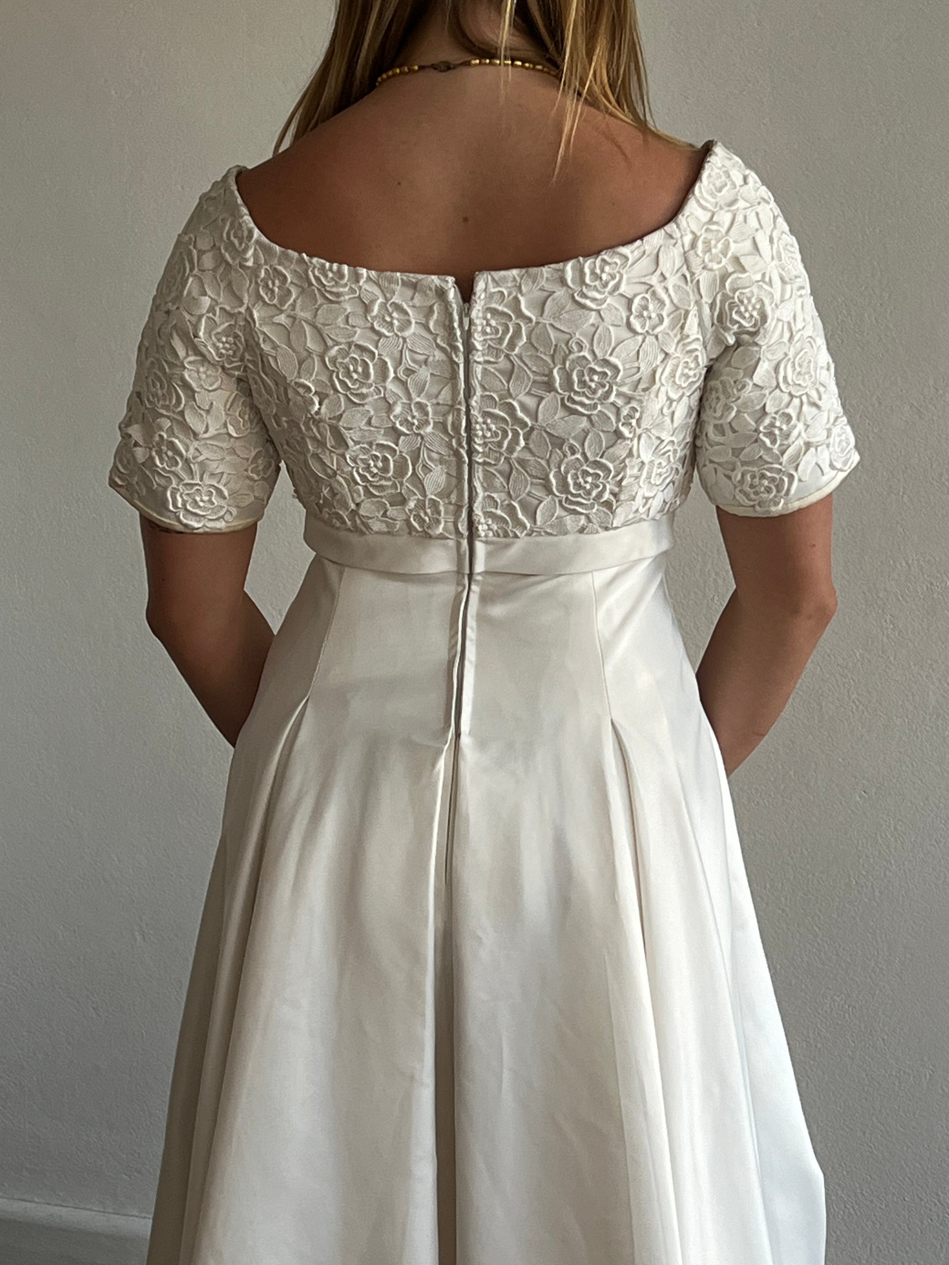 90s Venice Lace Empire Waist Satin Skirt Dress