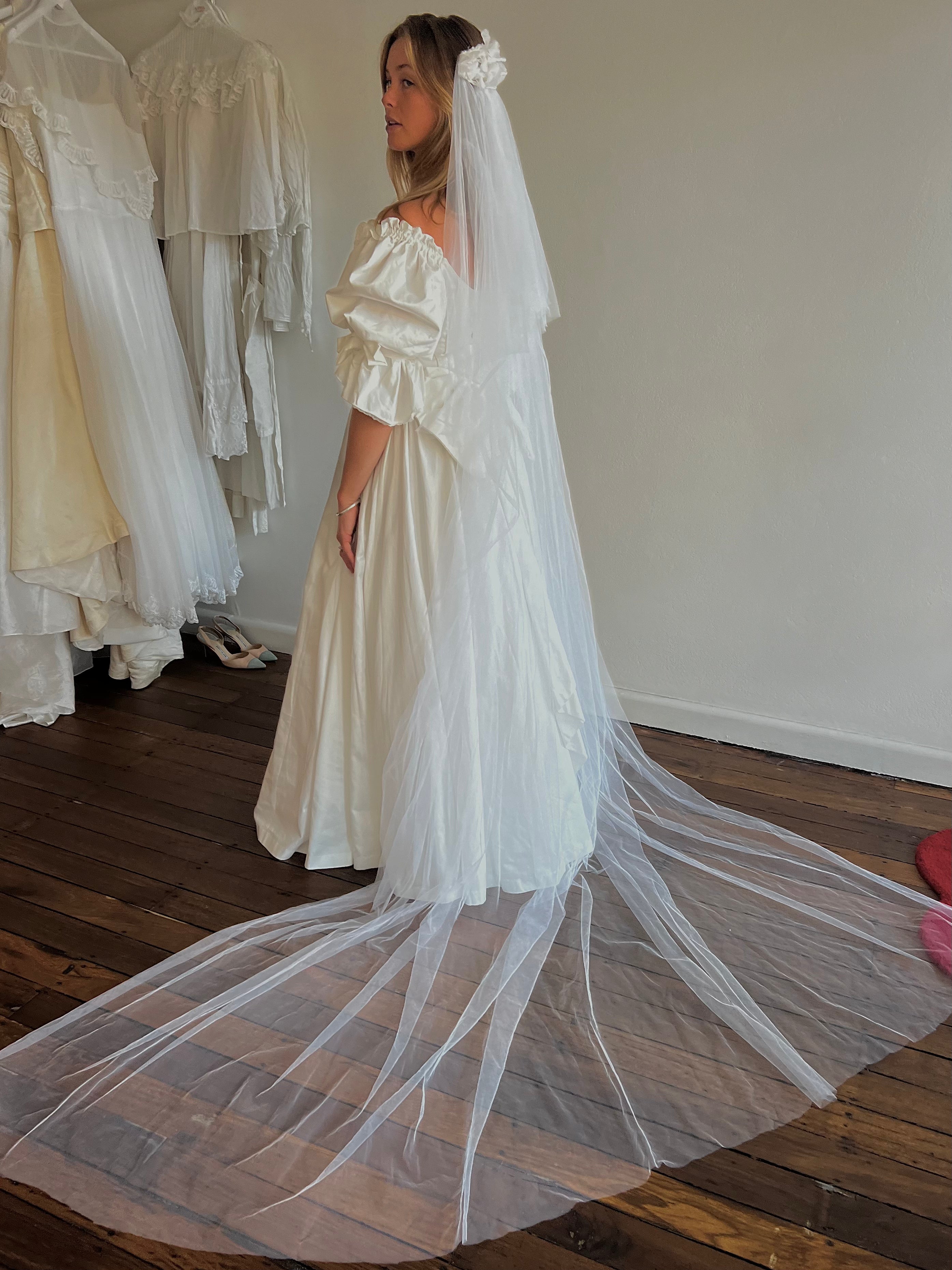 80s does 20s Juliet Cap Tulle Cathedral Veil