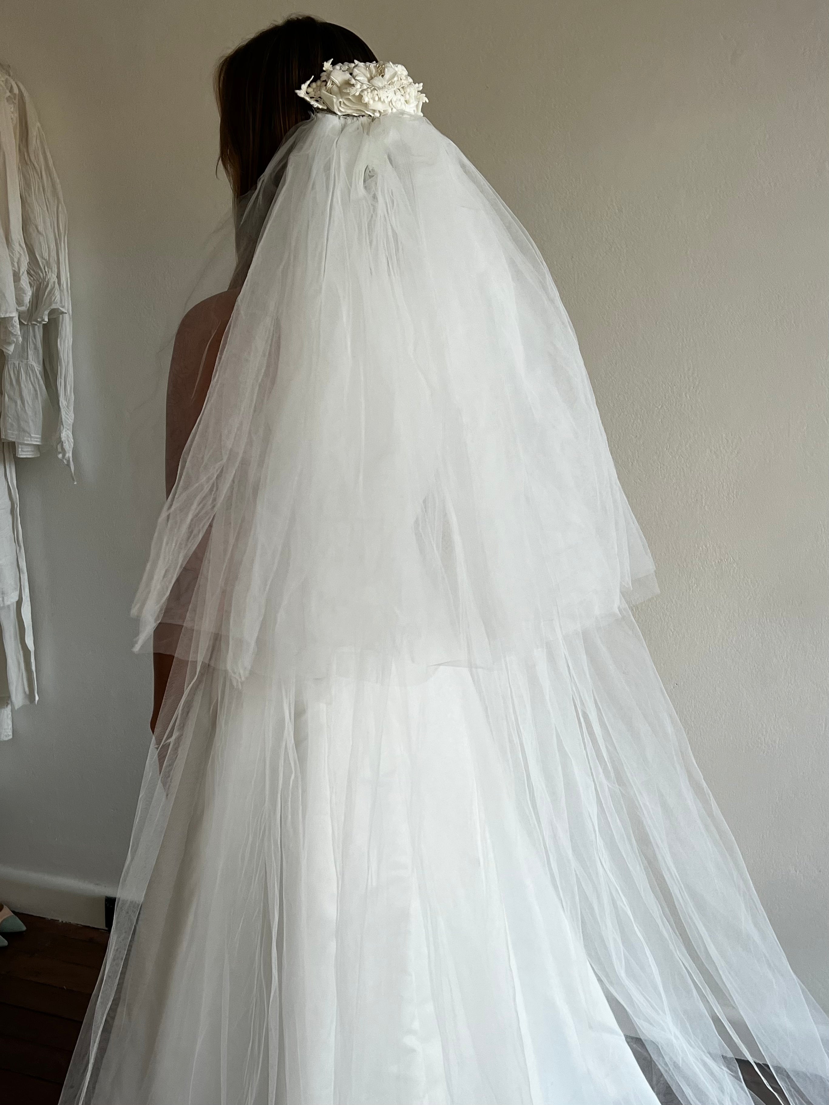 70s Velvet and Venice Lace Headpiece Chapel Veil