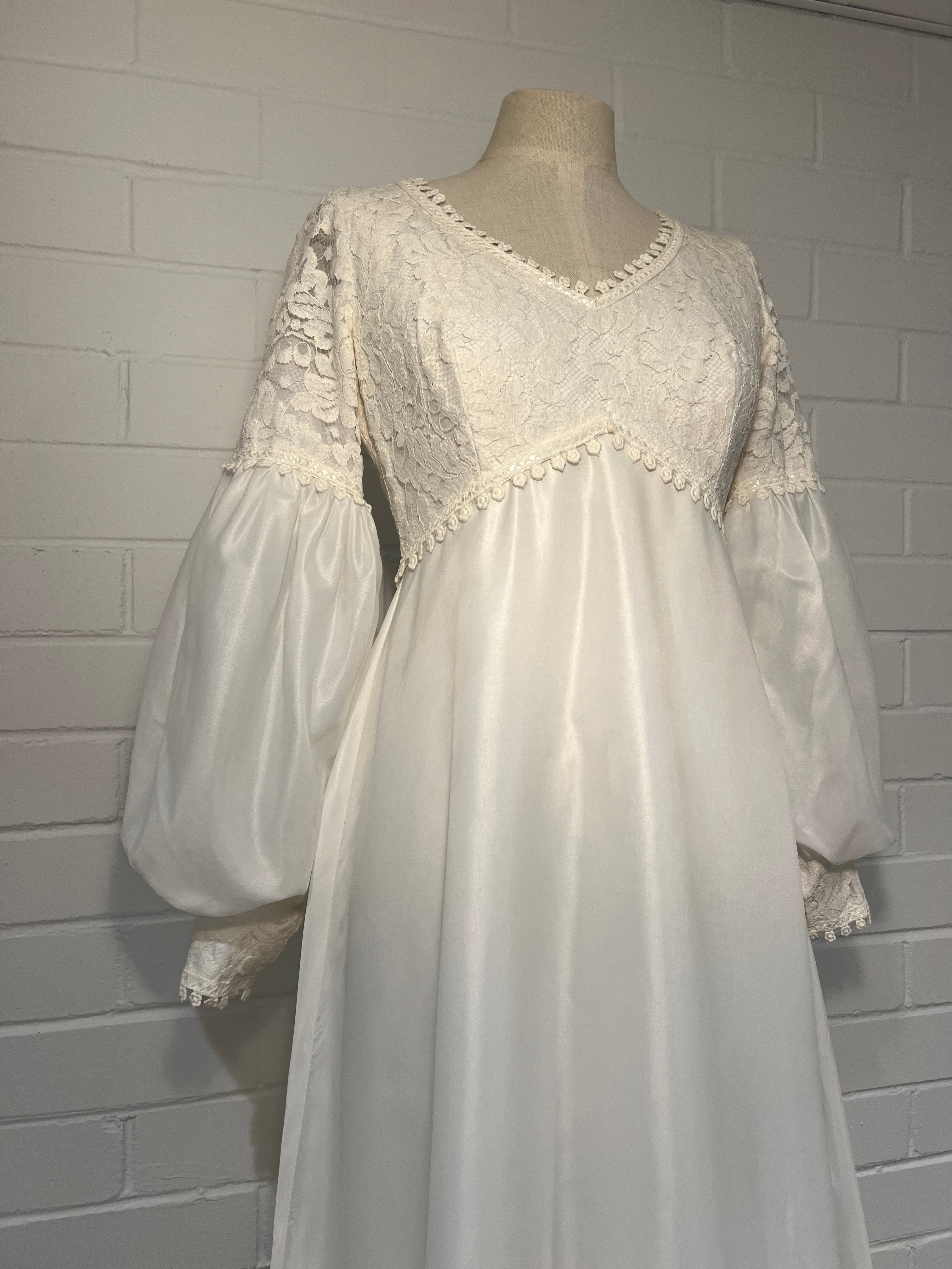 70s Daisy Lace Empire Waist Dress - Main Image