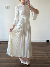 30s Silk Collared Flare Sleeve Dress