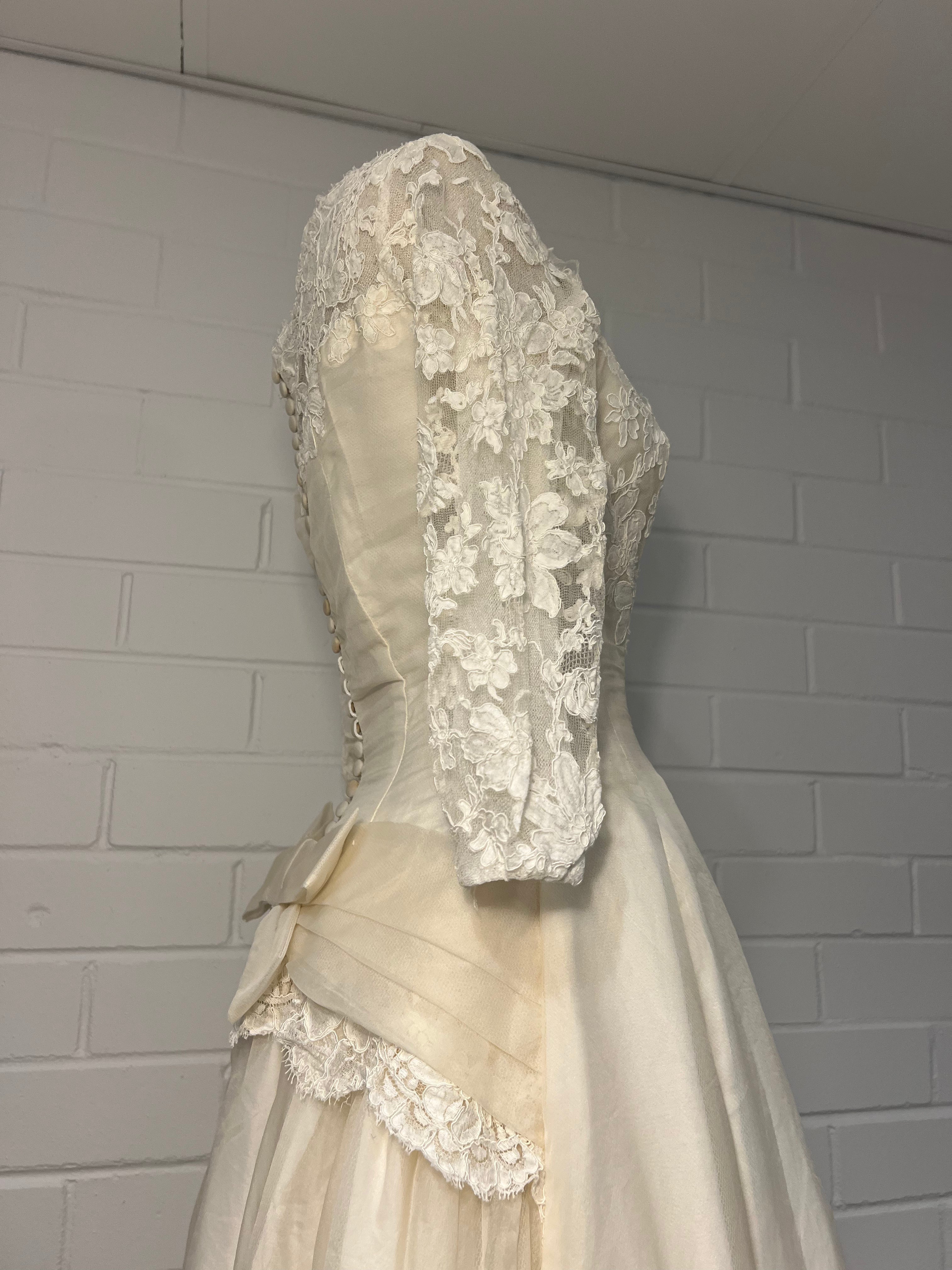 1950s Lace Neckline Organza Princess Dress