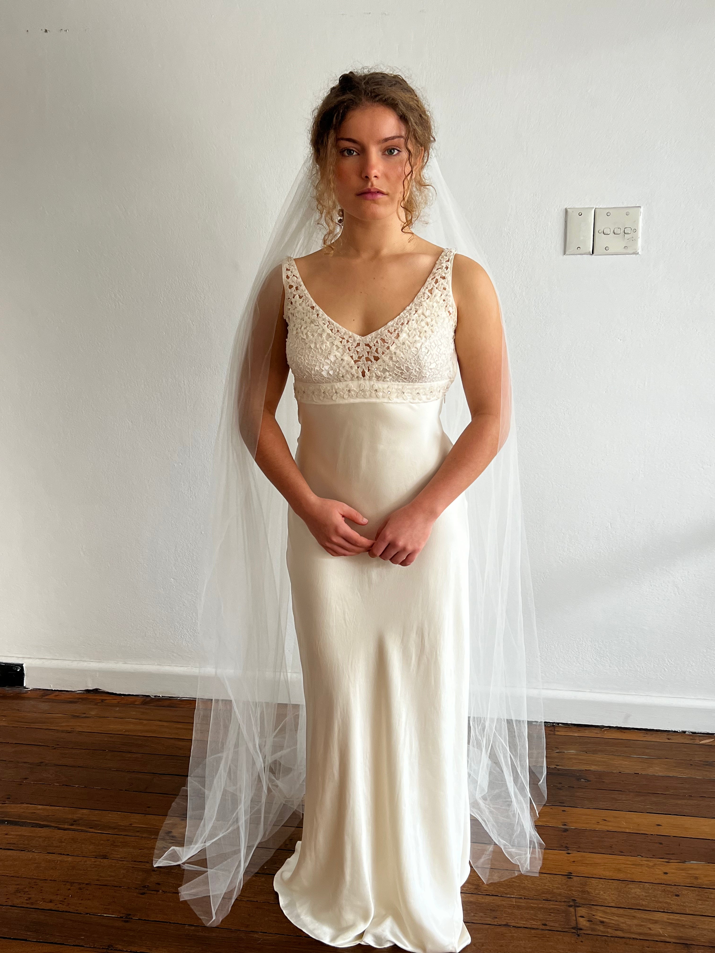 90s Floor Length Double-tiered Veil