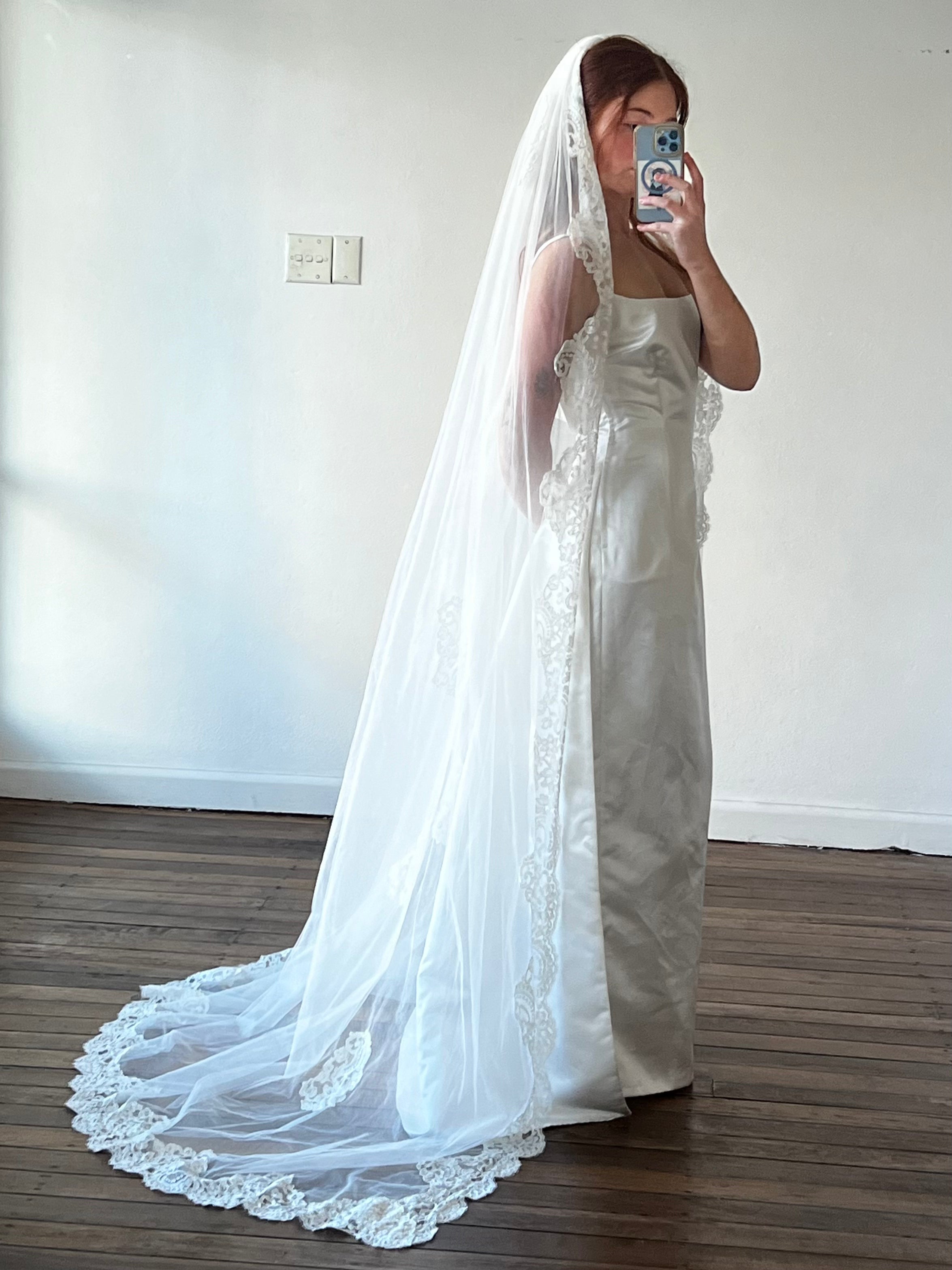 60s Lace Trim and Appliqué Chapel Veil