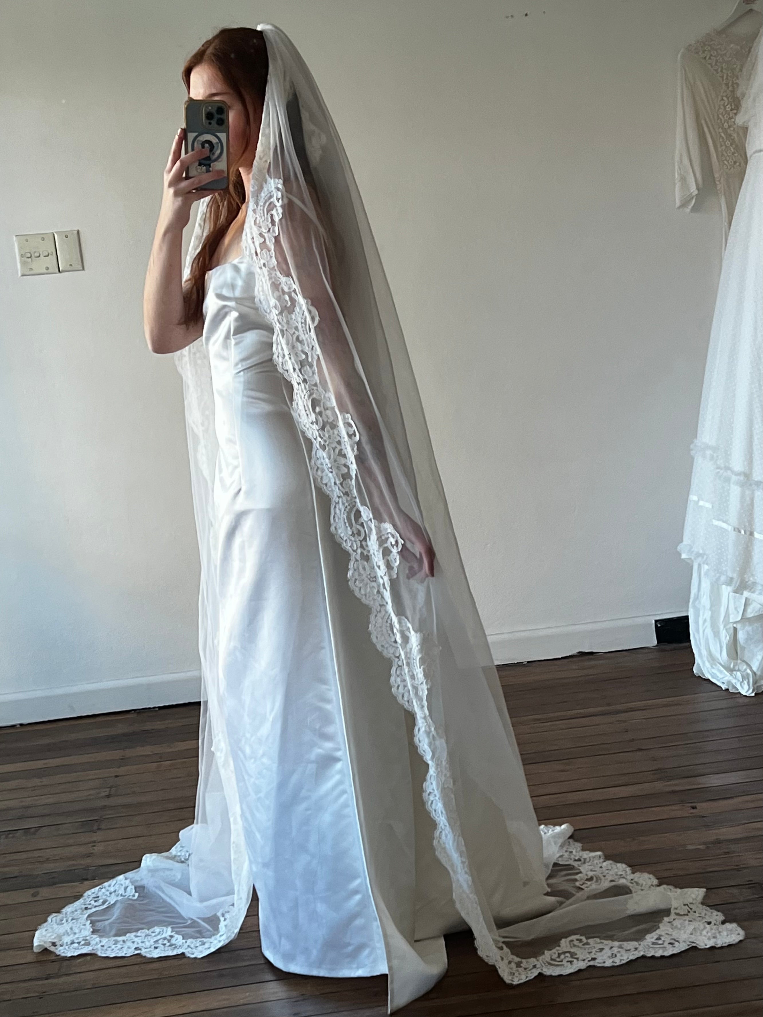 60s Lace Trim and Appliqué Chapel Veil