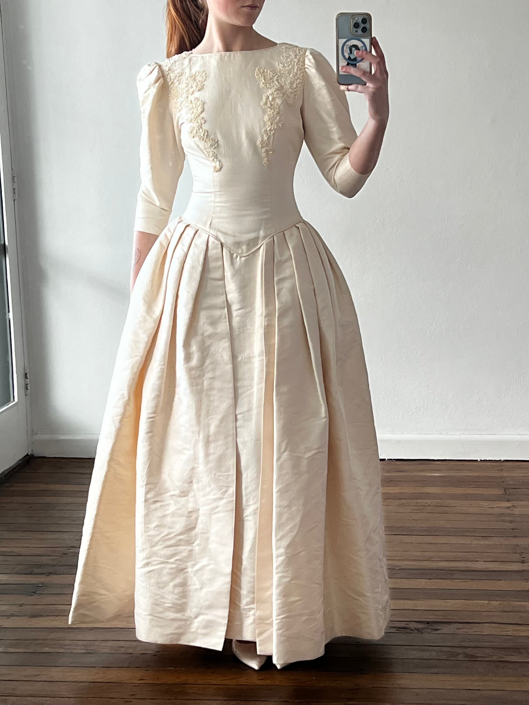 90s Silk Dupion Boat Neck Lace Appliqué Dress