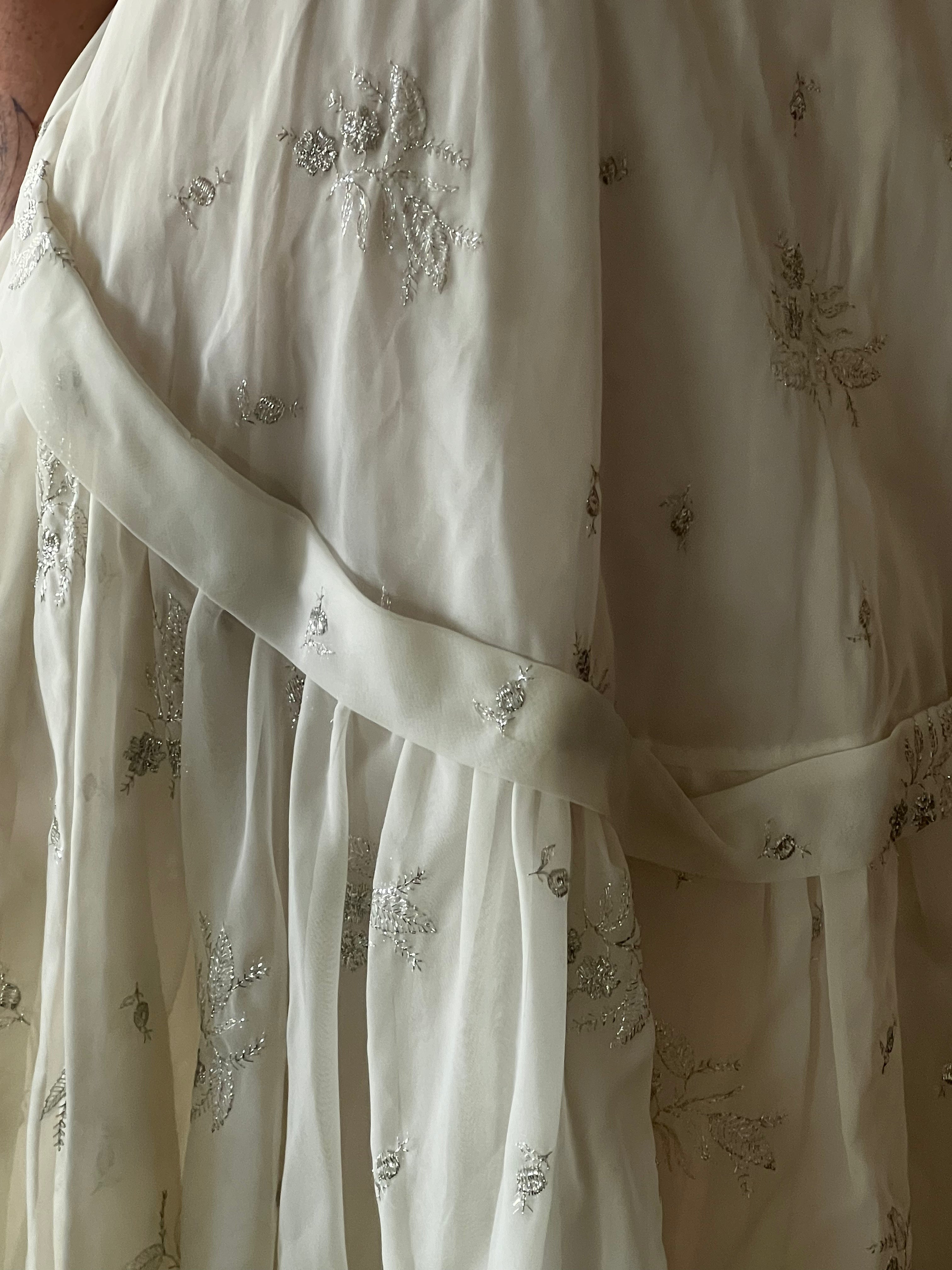 50s Embroidered Silver Blossom Mini