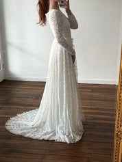 60s Alençon Lace Tulle Ruffle Trim Dress