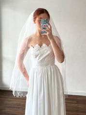 50s Pearl Detail Scalloped Trim Fingertip Veil with Blusher