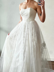 50s Strapless Lace Detail Tulle Dress